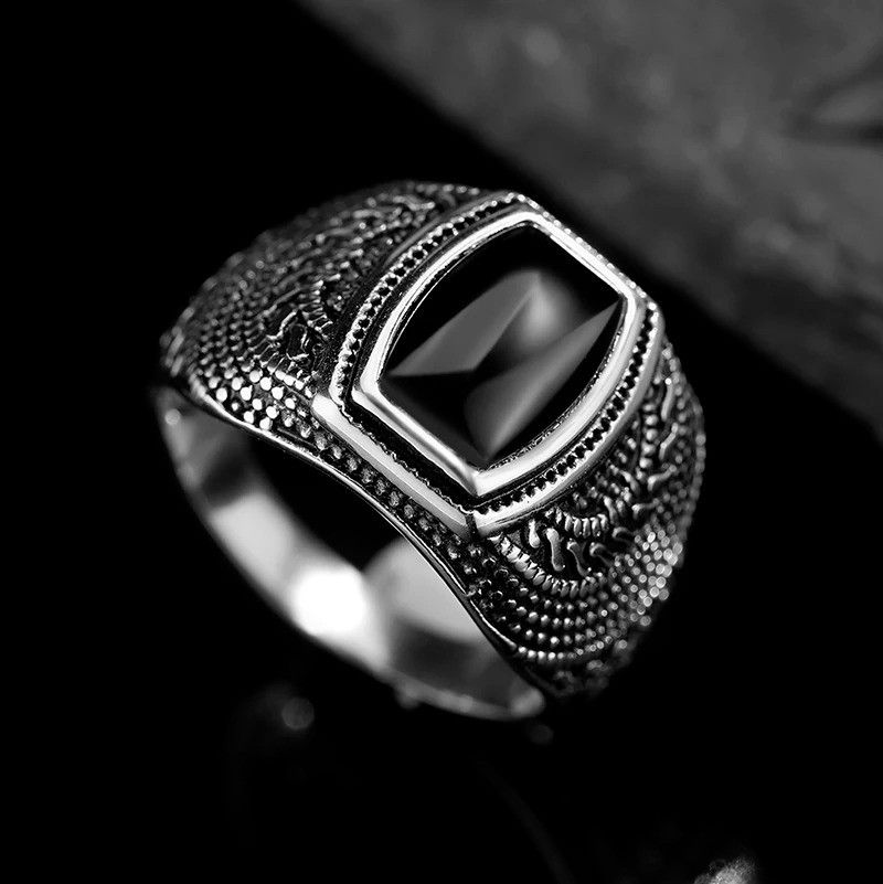 Vintage Y2k Black Stone Ring Size ONE SIZE - 3 Thumbnail