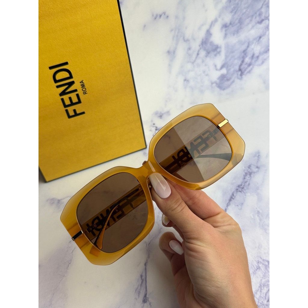 NEW Fendi FE40065I Fendigraphy Orange Square Sunglasses