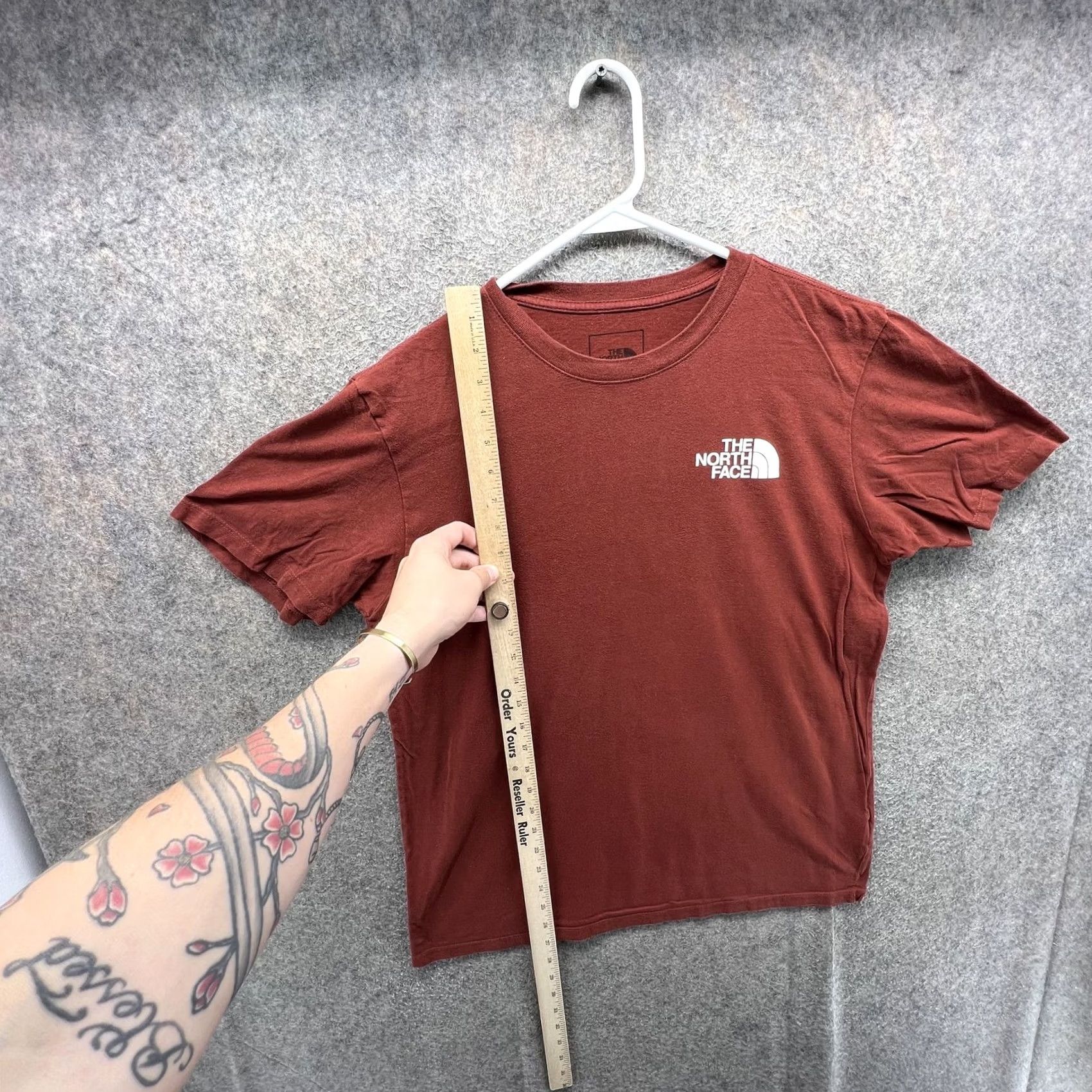 The North Face The North Face Shirt Mens M Red Small Logo Tagless Tee Outdoor Casual Shirt Size US M / EU 48-50 / 2 - 6 Thumbnail