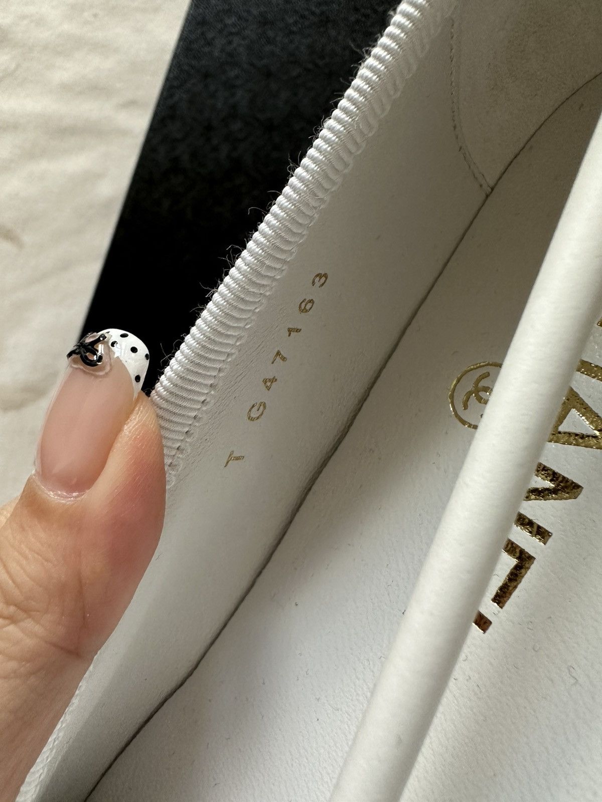 Chanel Chanel 2026M coco beach Cambon flats White color size 38 Size US 8 / IT 38 - 9 Thumbnail