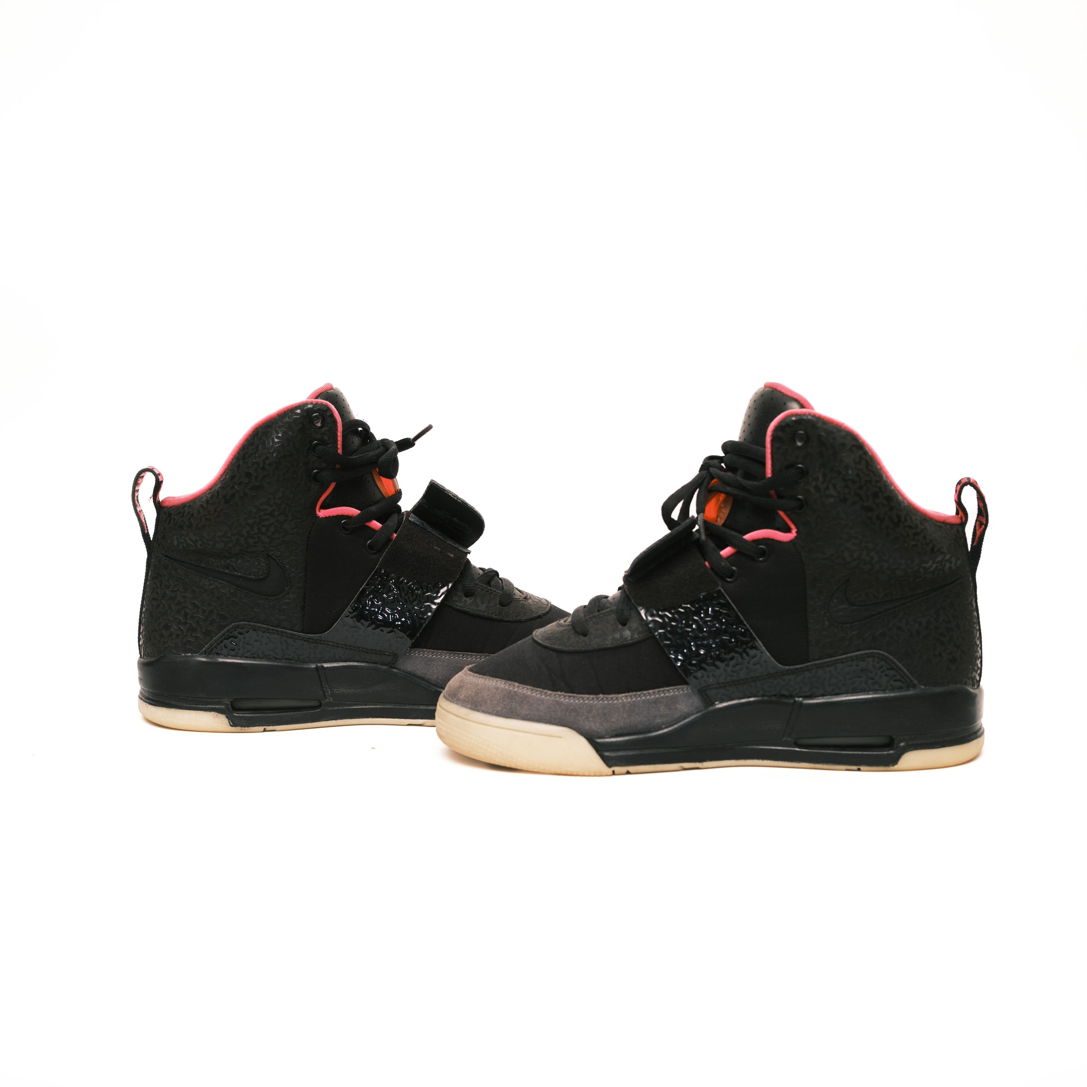 Kanye West Nike Air Yeezy 1 Blink Size 10.5 w/ Box Size US 10.5 / EU 43-44 - 6 Thumbnail