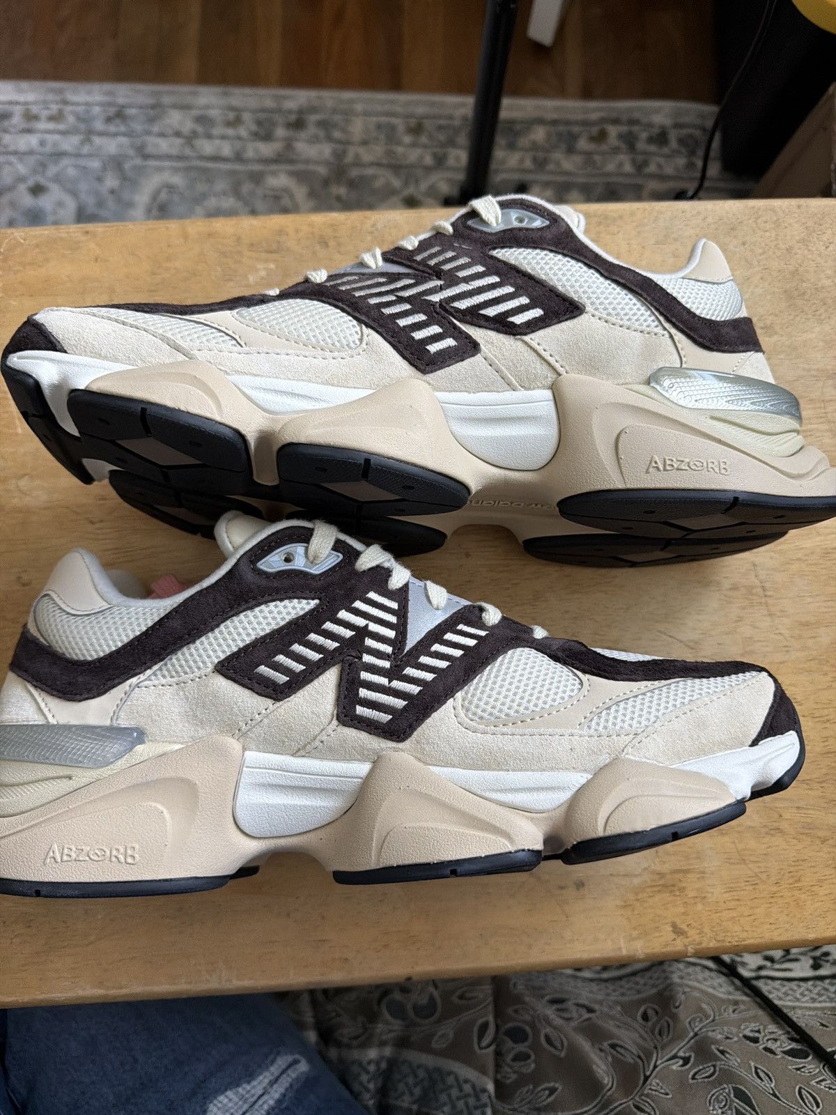 New Balance New balance 9060 Size US 11.5 / EU 44-45 - 2 Thumbnail
