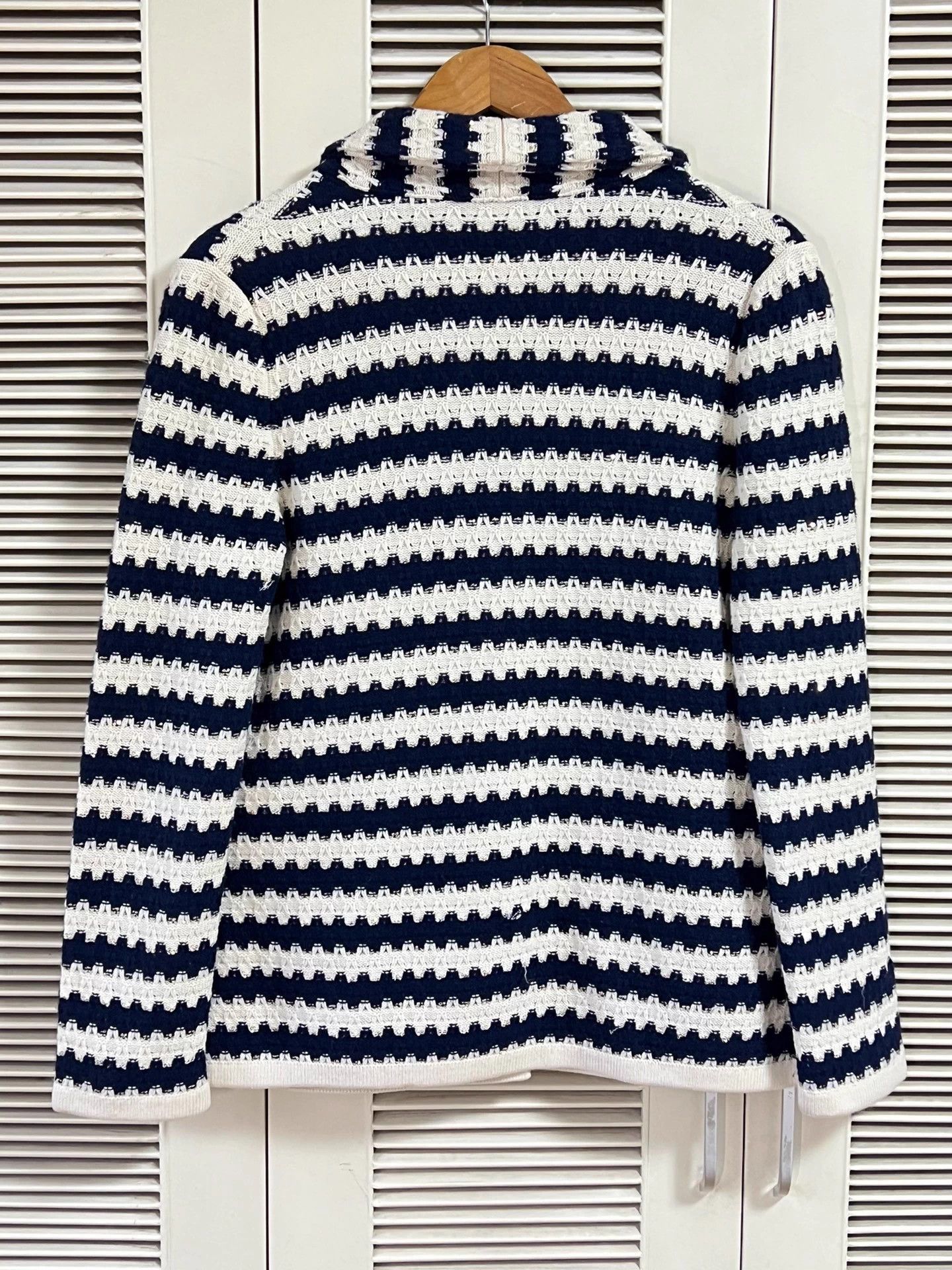 Chanel Chanel blue white striped jacket 38 mint sequin Size S / US 4 / IT 40 - 2 Thumbnail