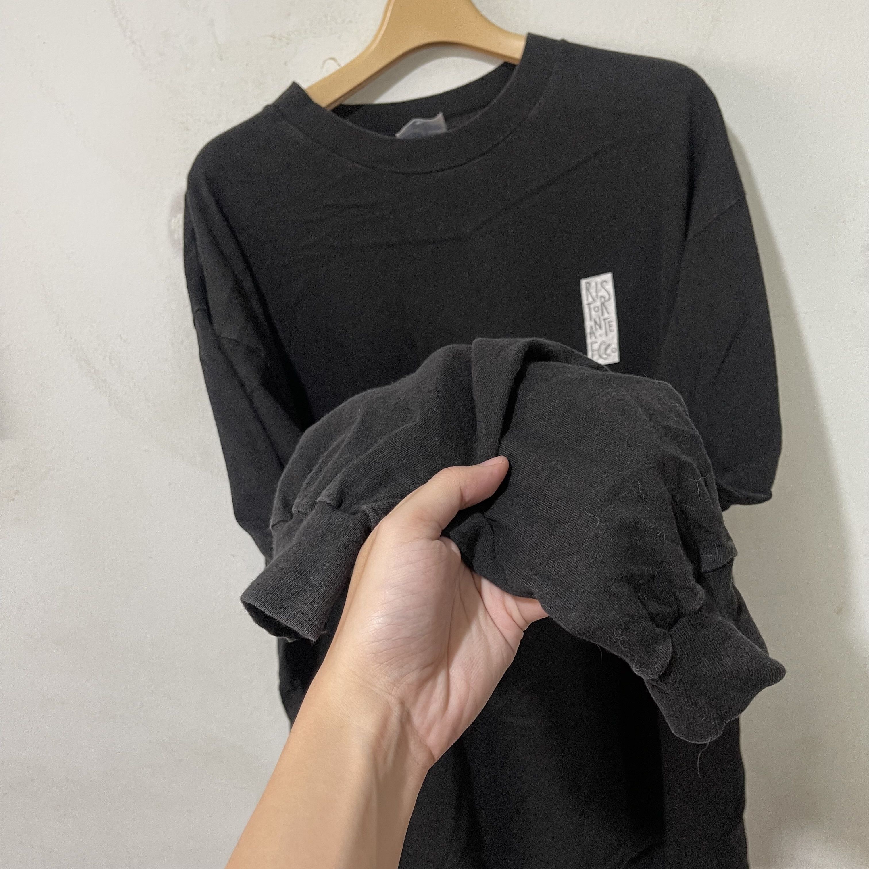 Vintage Vintage 90s Ris For Ante Ecco Long Sleeve T-Shirt Size US L / EU 52-54 / 3 - 4 Thumbnail