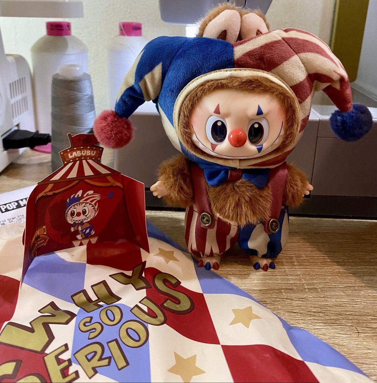 POP MART Labubu Juggling Clown Vinyl Plush Pendant Pop Mart Size ONE SIZE - 4 Thumbnail