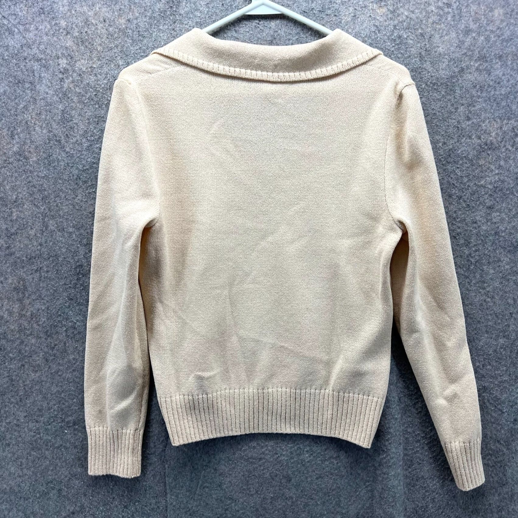 St. John VINTAGE St John Sport Sweater Women Small Beige Fleece Wool Rayon Tan Long Sleeve USA Size S / US 4 / IT 40 - 2 Thumbnail