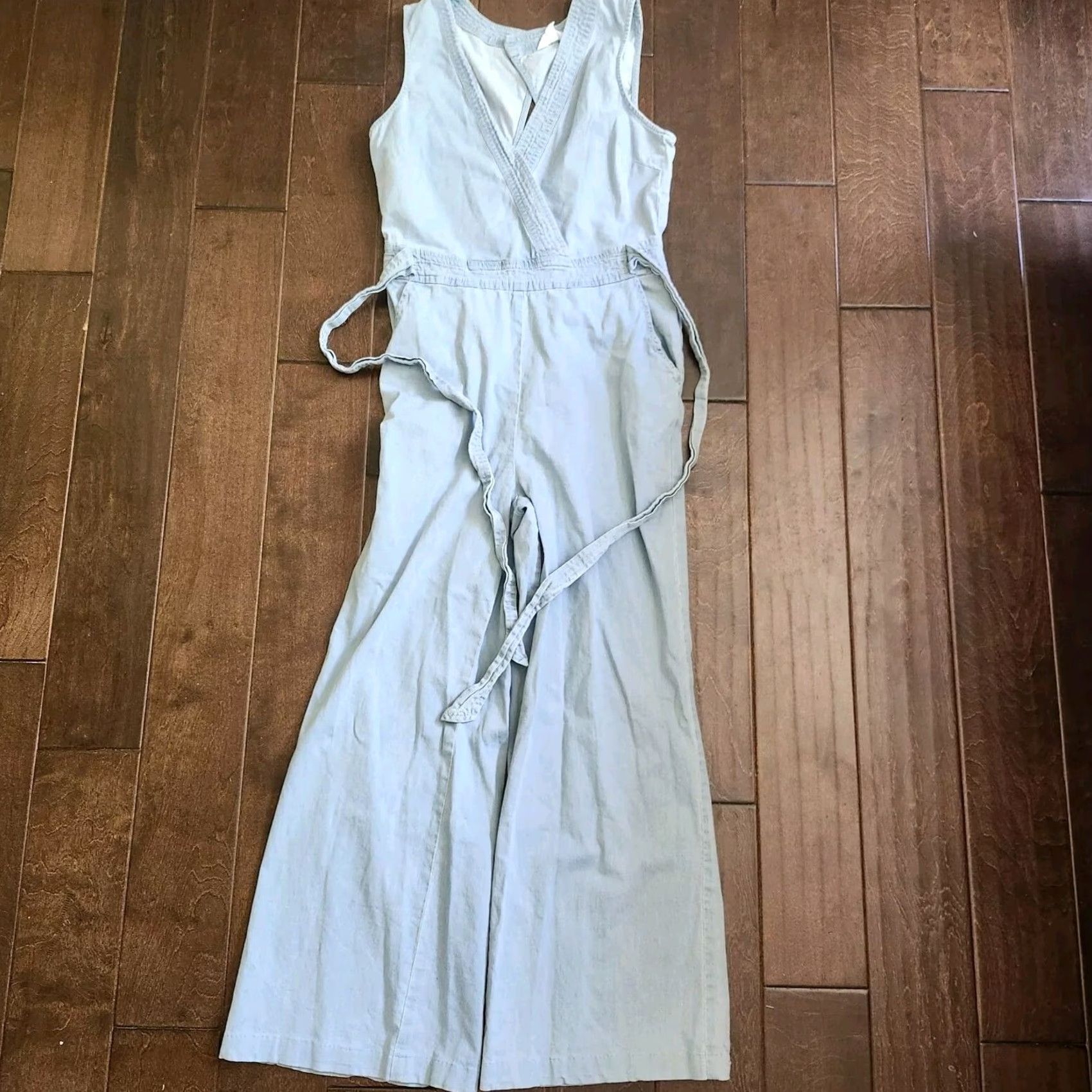 BB Dakota BB Dakota Jack Women’s Blue Sleeveless Jumpsuit with Tie - Size 6 - One-Piece, Casual/Work, 90s Theme, Cotton Spandex - Regular Fit Size 28" / US 6 / IT 42 - 3 Thumbnail