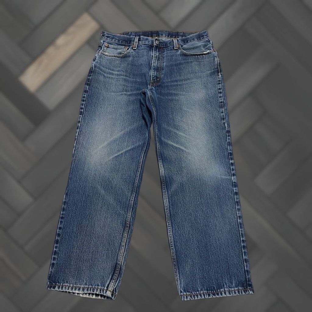 Levi's VINTAGE Levis 550 Relaxed Fit Jeans 38×28 Blue Faded Whiskers Men's Jeans 5-Pocket Denim Blue Levis 500 Series 100% Cotton Regular Size 38 Mens Size US 38 / EU 54 - 1 Thumbnail