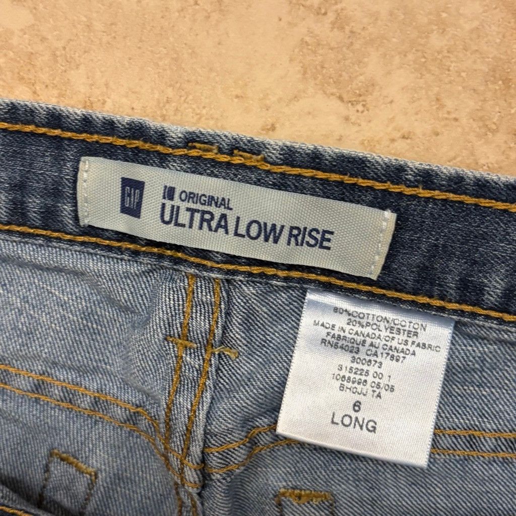 Gap Ultra Low Rise Bootcut Flared y2k gap jeans size 6 long Size 28" / US 6 / IT 42 - 3 Thumbnail