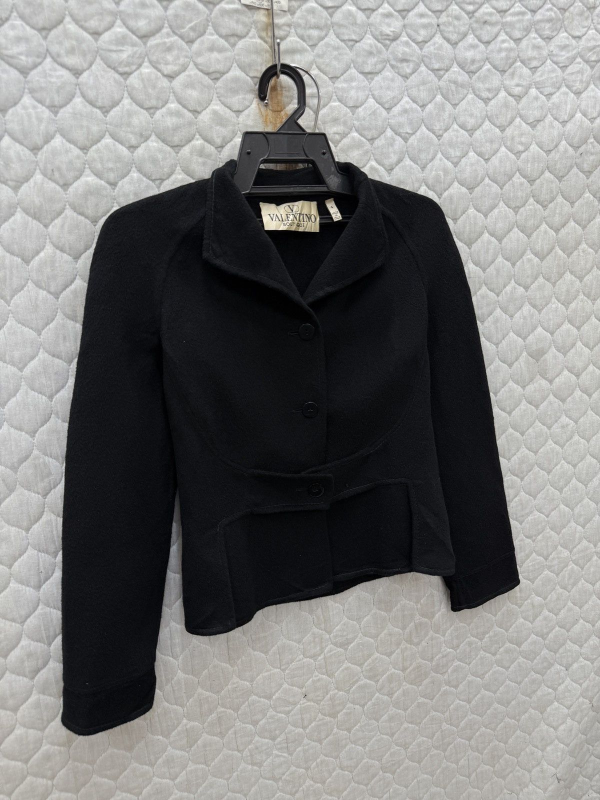 Valentino 🔥🔥🔥ARCHIVE VALENTINO BOUTIQUE JACKET Size S / US 4 / IT 40 - 2 Thumbnail