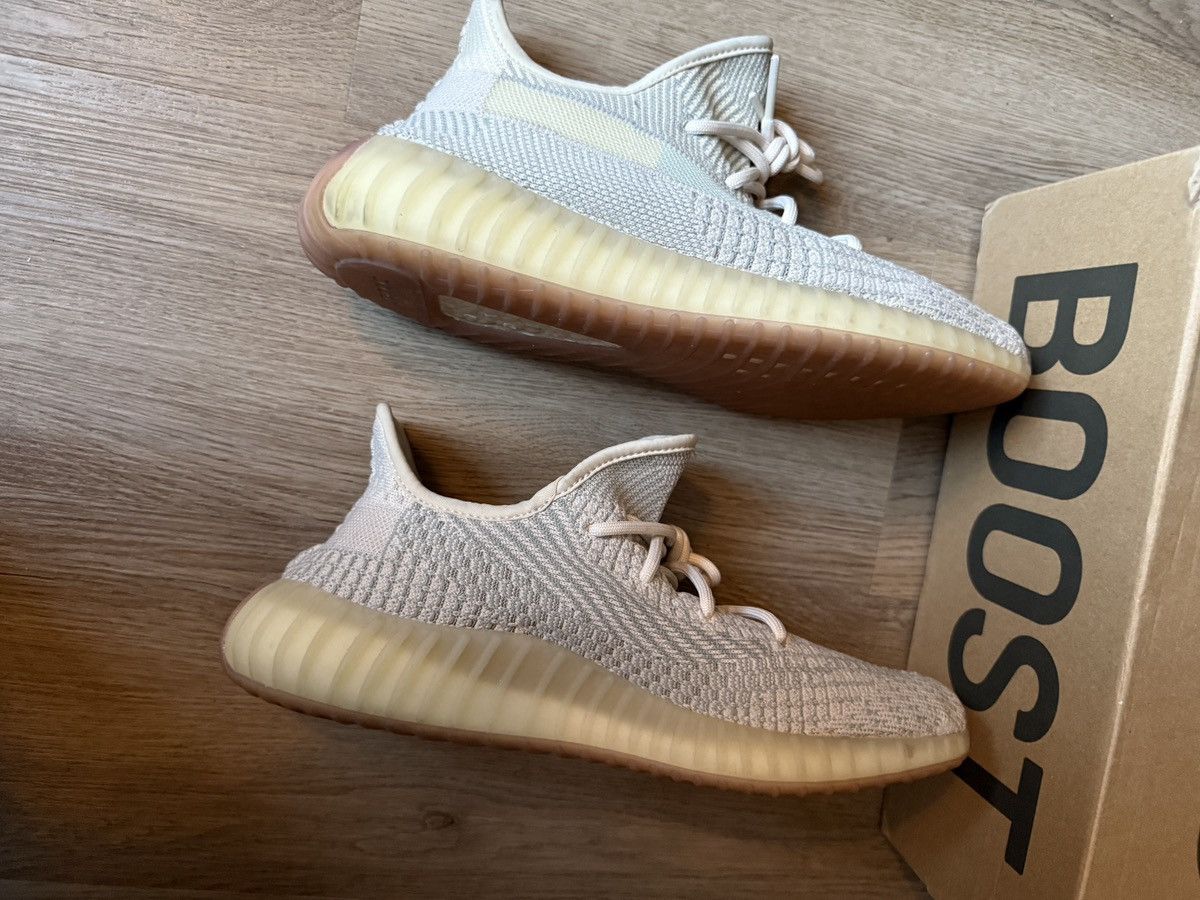Adidas × Yeezy Adidas Yeezy Boost 350 v2 Size US 11 / EU 44 - 6 Thumbnail