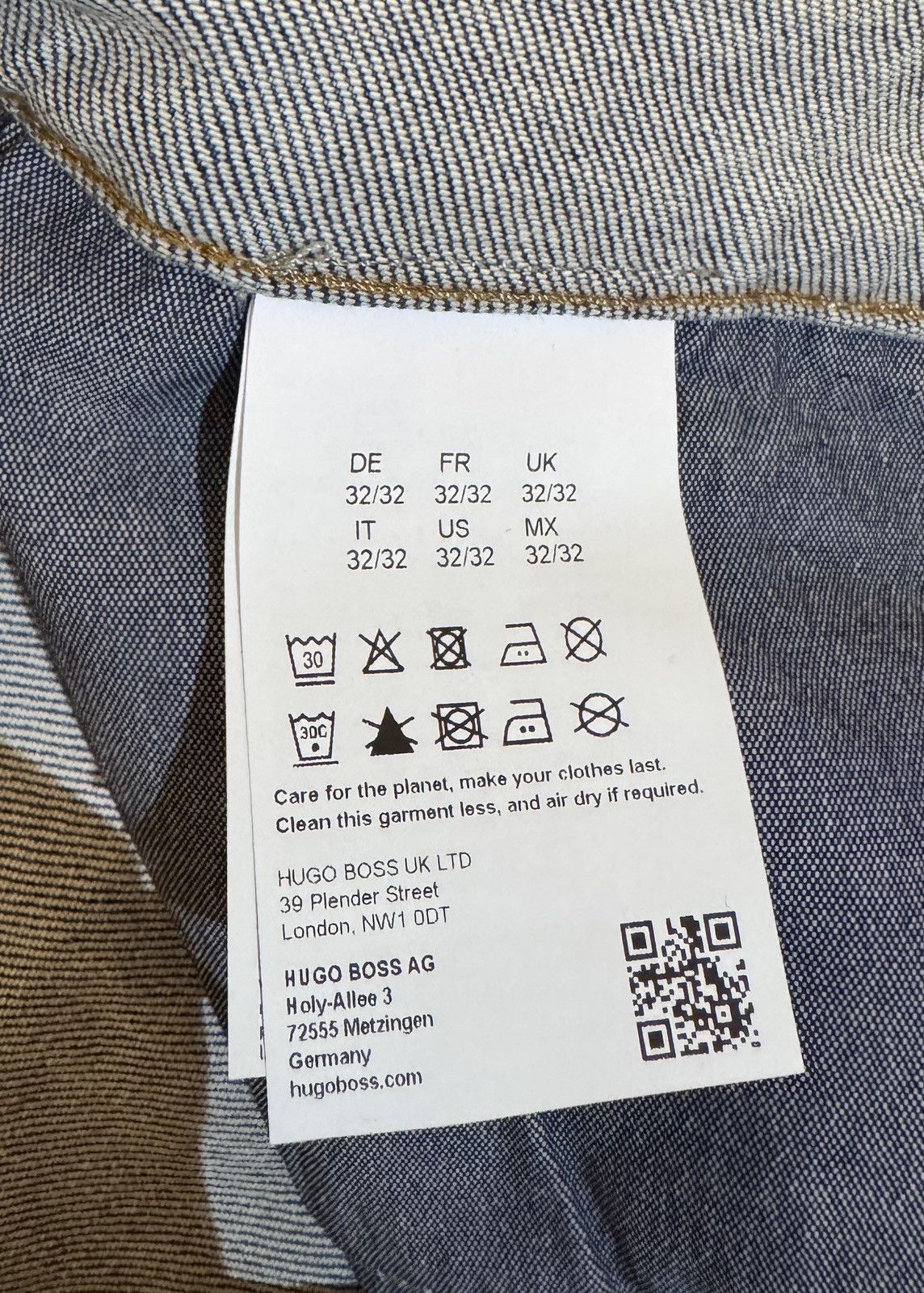 Hugo Boss Hugo Boss - Classic-Fit Jeans in Blue Comfort-Stretch Denim Size US 32 / EU 48 - 6 Thumbnail