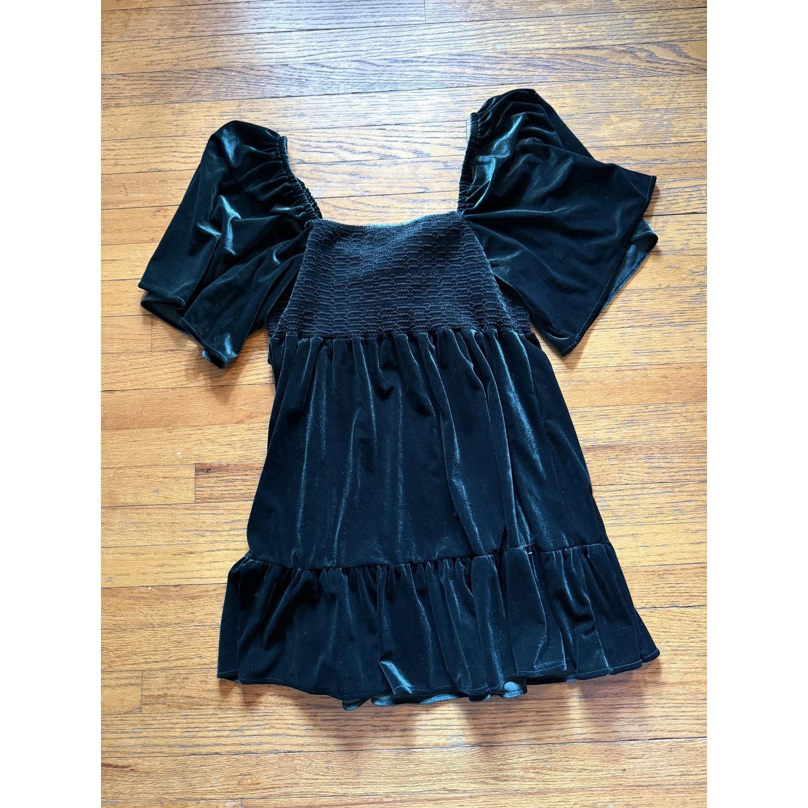 Other Chelsea & Violet Dress XL Green Velvet Puff Sleeve Smocked Size XL / US 12-14 / IT 48-50 - 4 Thumbnail