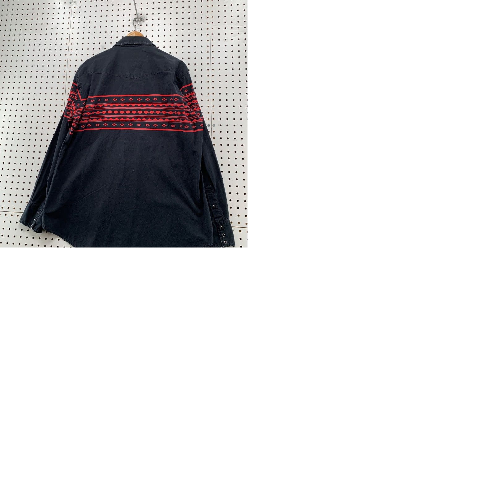 Roper VINTAGE Roper Western Snap Shirt Mens XL Black Red Aztex Southwestern USA Shirt Mens XL Black Red Aztex Southwestern USA Size US XL / EU 56 / 4 - 9 Thumbnail