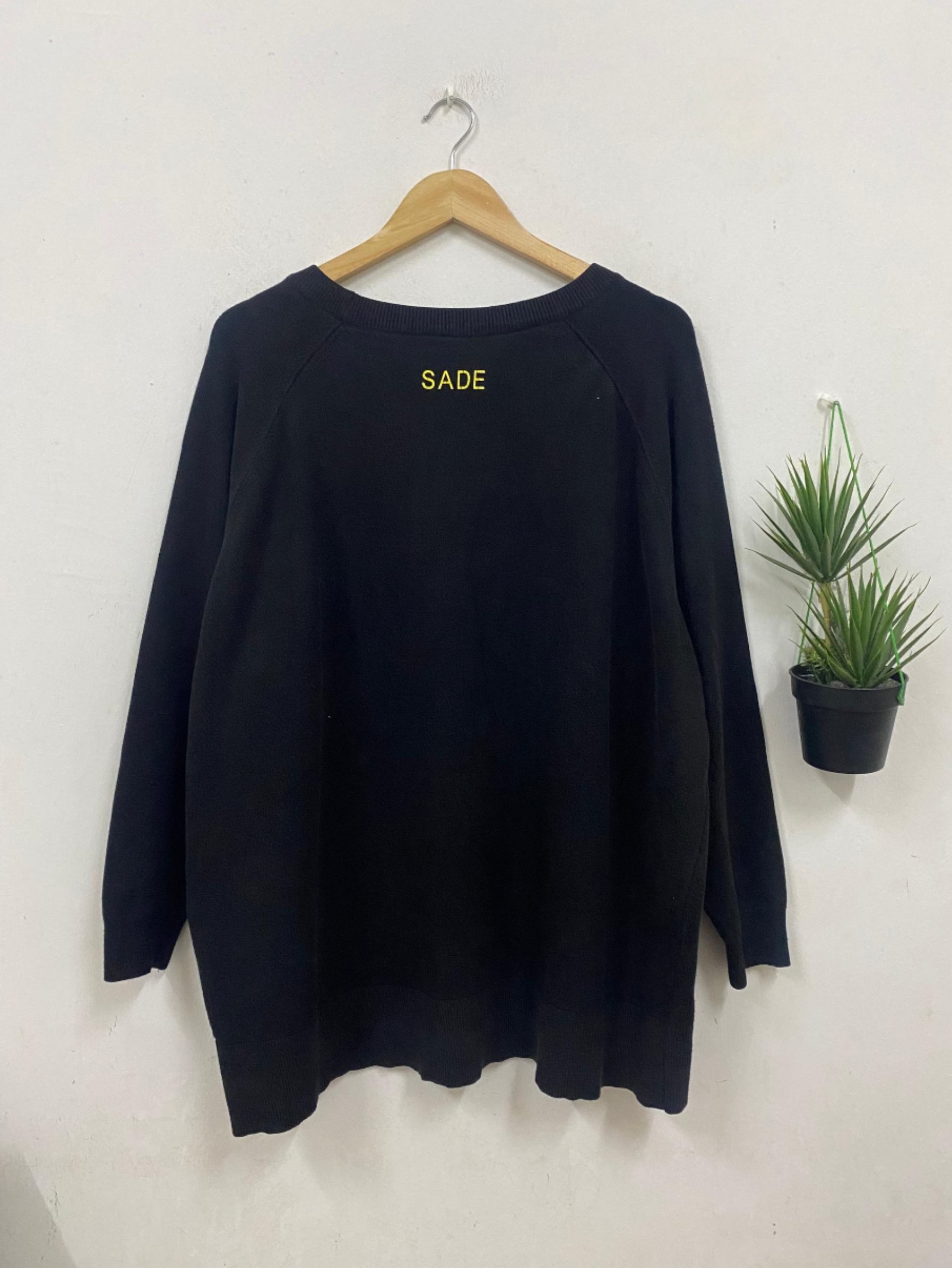 Vintage Vintage Y2K SADE rock band album cover knit shirt rare Size US XXL / EU 58 / 5 - 5 Thumbnail