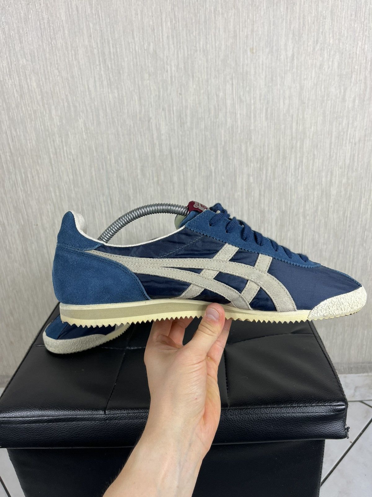 Asics Vintage OG Asics Onitsuka Tiger y2k suede sneakers shoes low Size US 10.5 / EU 43-44 - 15 Thumbnail
