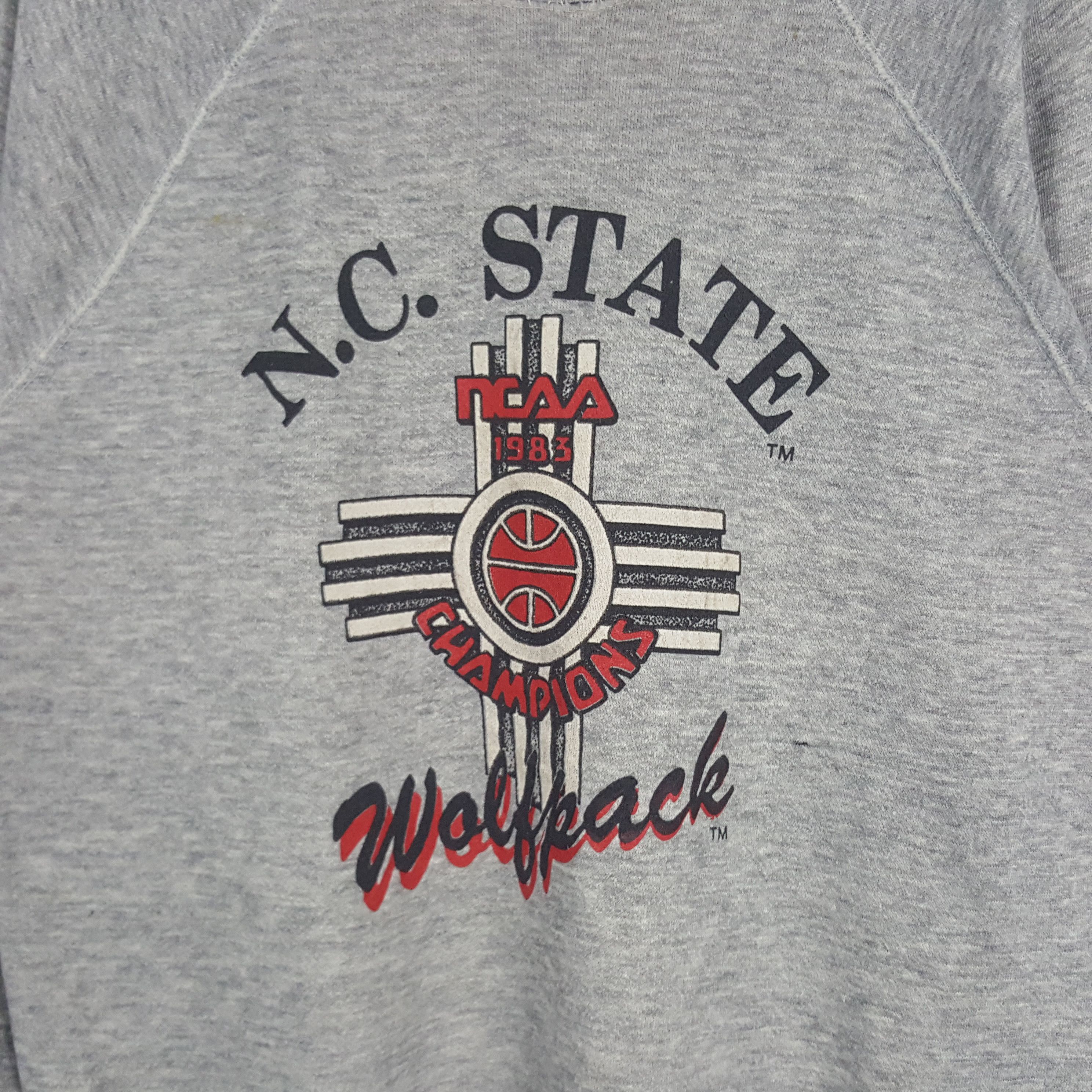 Champion × NCAA × Vintage Vintage N.C. State Wolfpack American Sports Sweatshirt Size US M / EU 48-50 / 2 - 2 Thumbnail