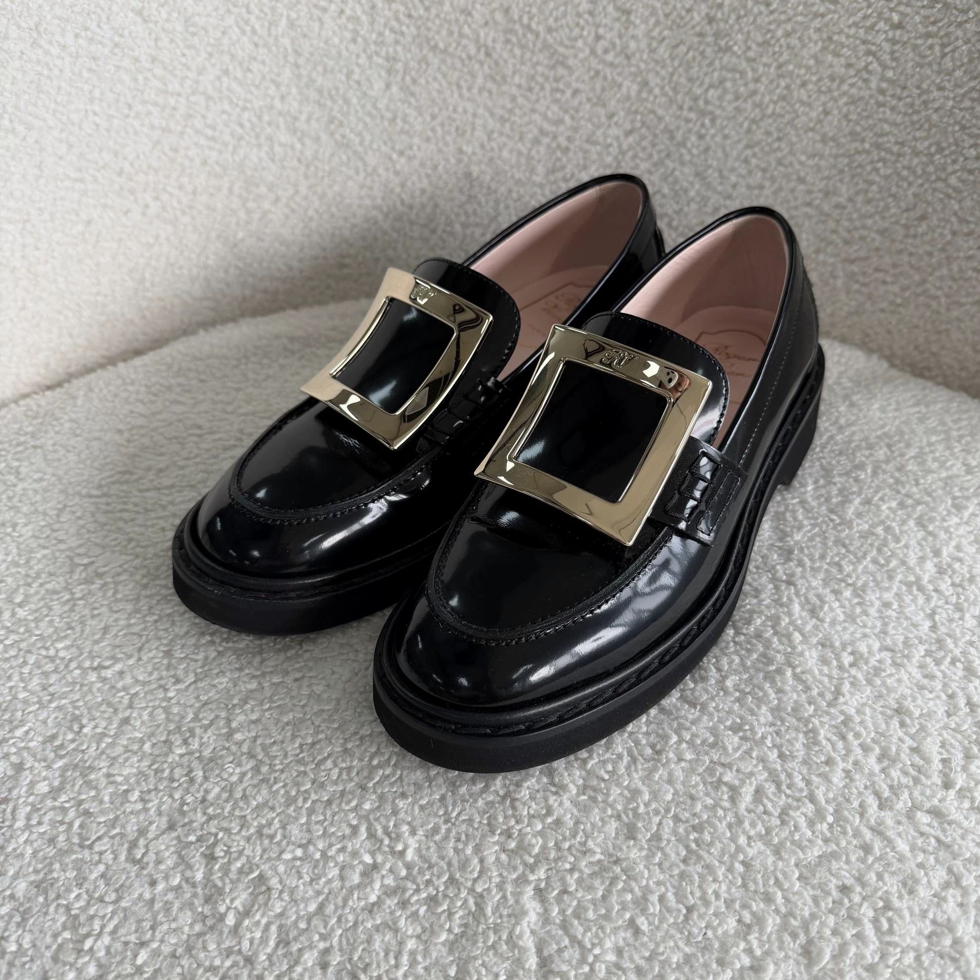 Roberto Cavalli Roger Vivier Black Loafer 37 8144 Size US 6.5 / IT 36.5 - 1 Thumbnail