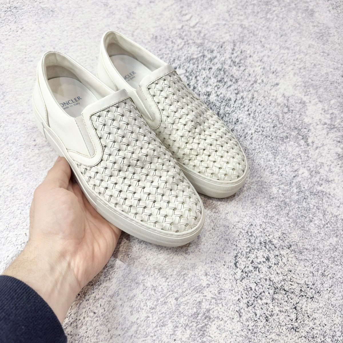 Moncler Moncler White Leather Slip Ons EU37 UK4.5 US7.5 Size US 7.5 / IT 37.5 - 4 Thumbnail