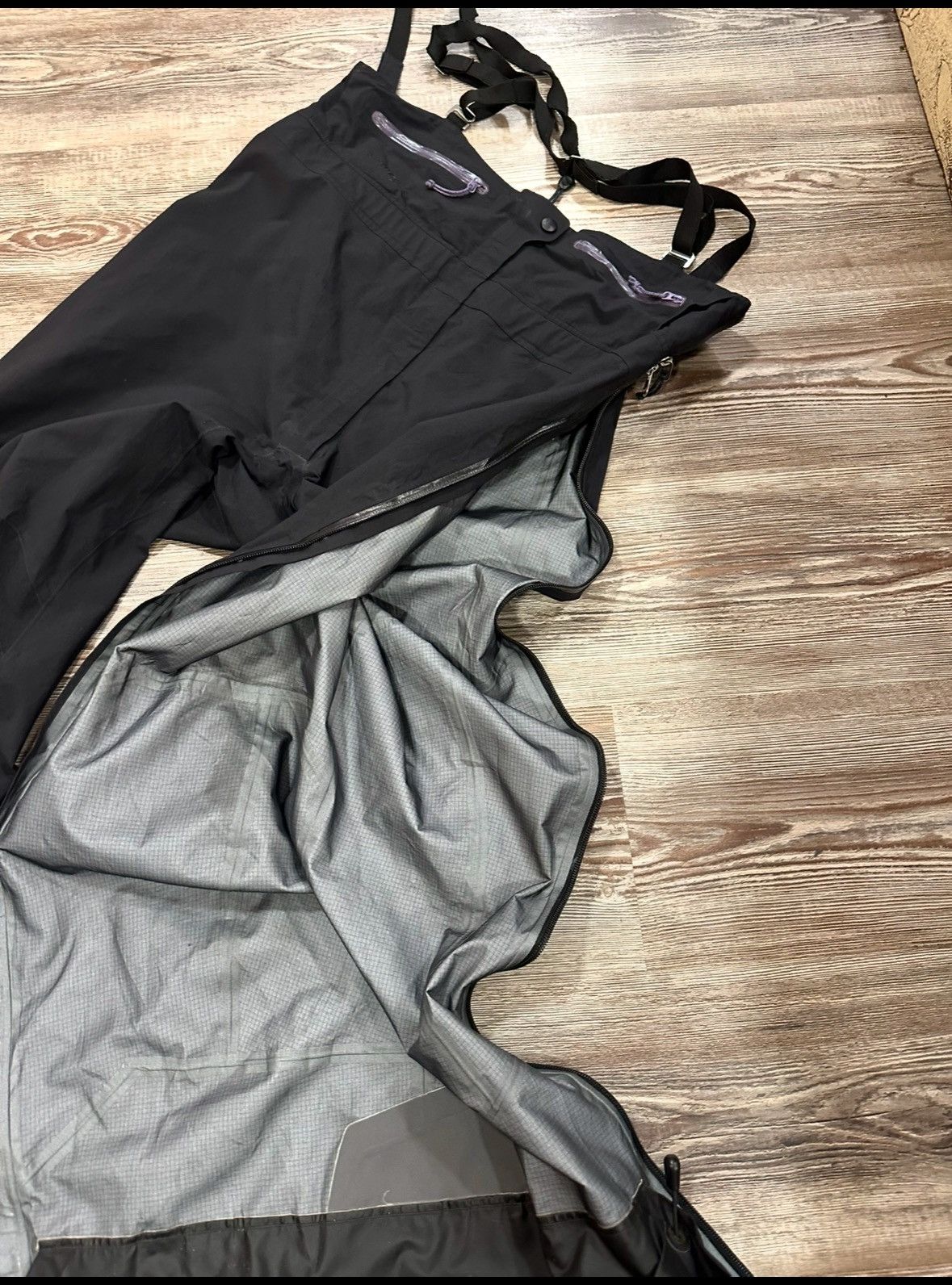 Arc'teryx × Goretex Arc’teryx women’s gore Tex pants size L Size 27" / US 4 / IT 40 - 7 Thumbnail