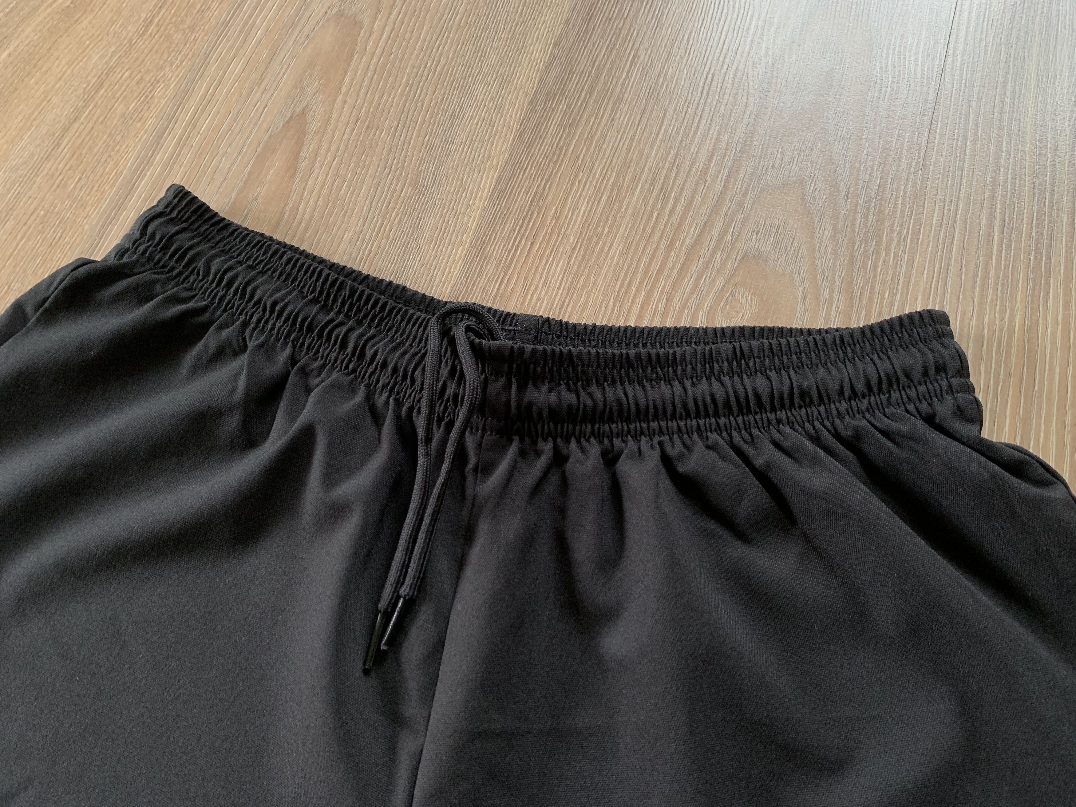 Adidas × Vintage Adidas All Blacks Shorts 2019 Size US 34 / EU 50 - 4 Thumbnail
