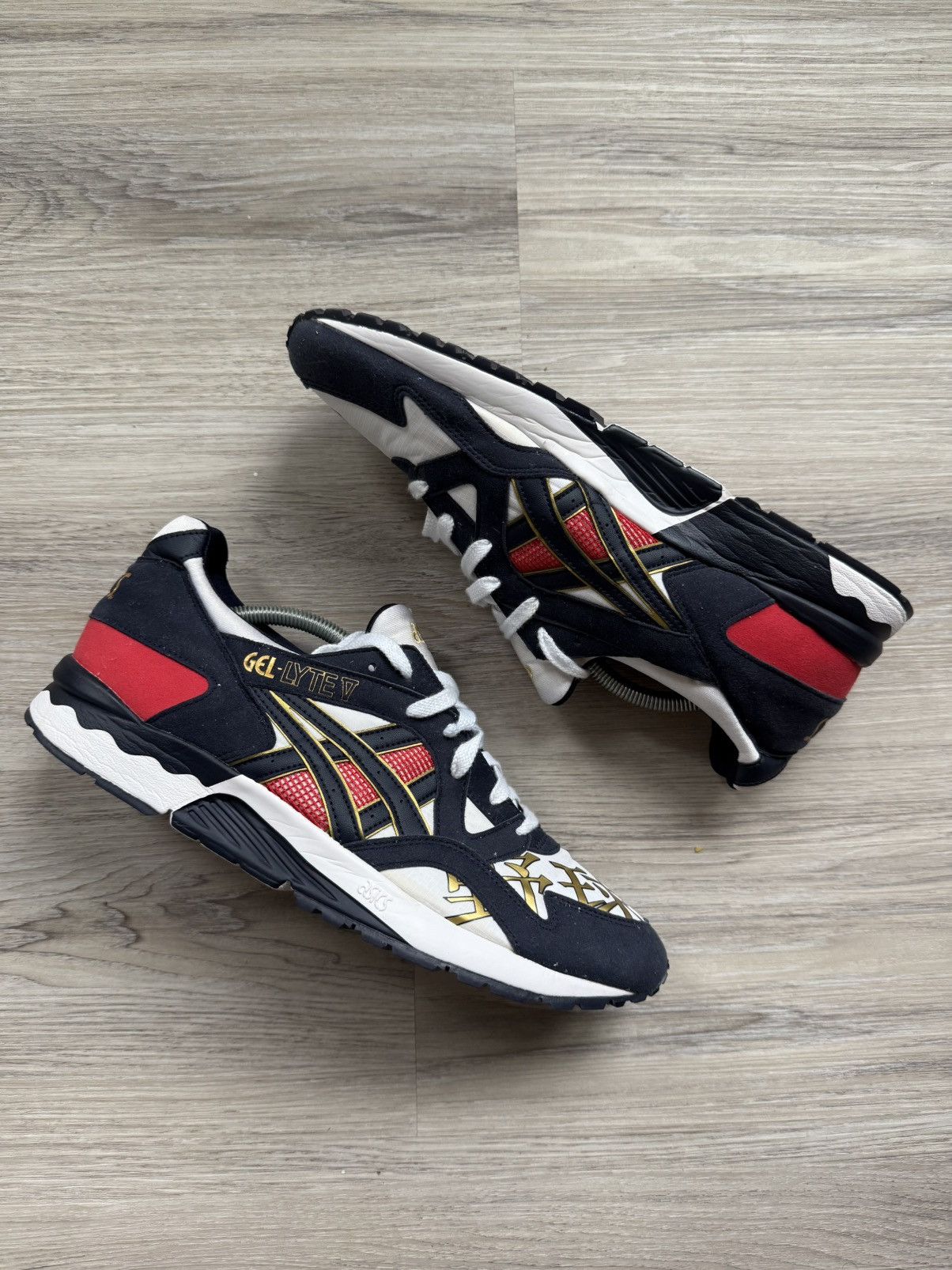 Asics Asics Gel Lyte V Japanese Sport Style Size US 11 / EU 44 - 2 Thumbnail