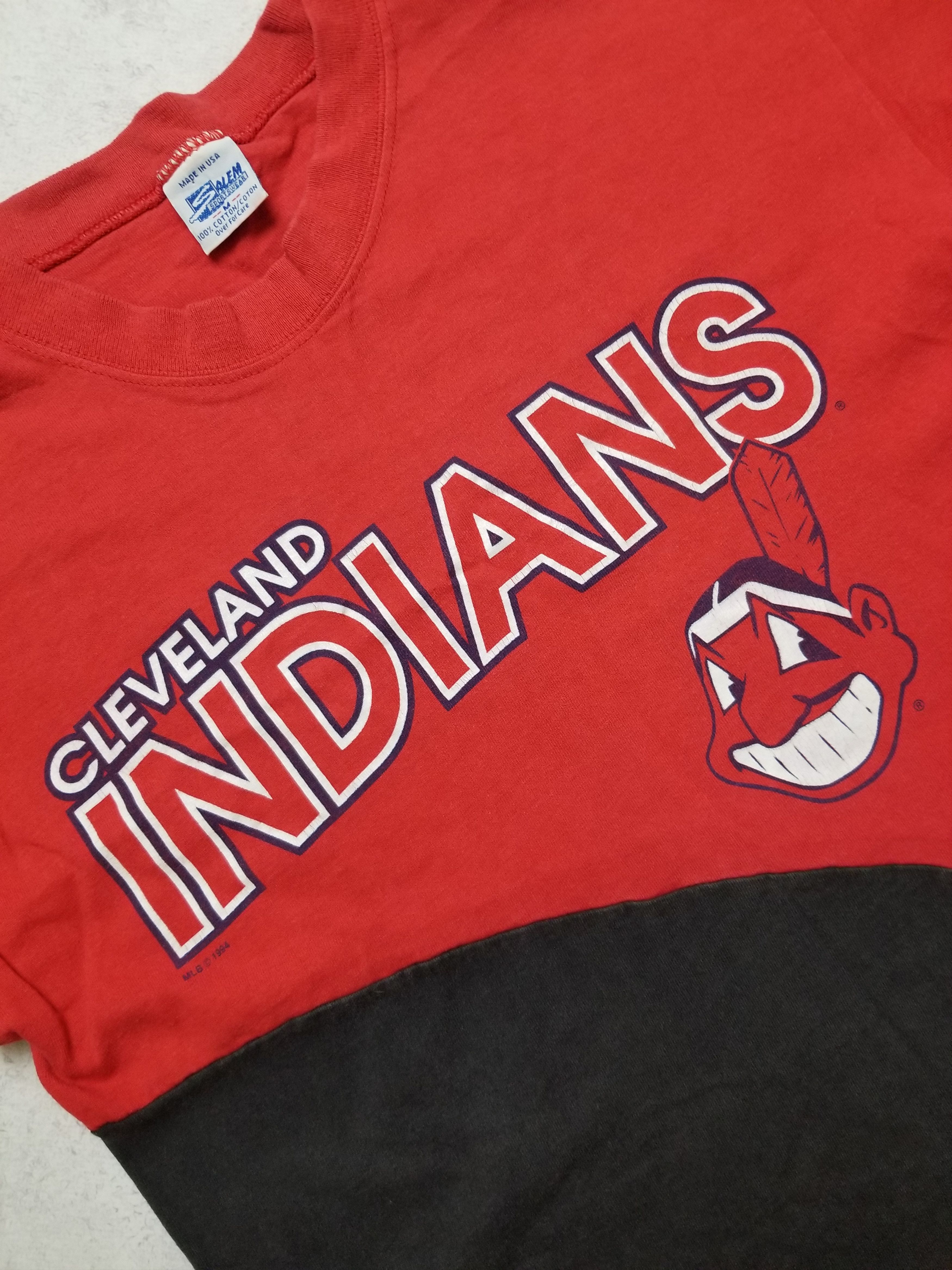 Salem Sportswear Vintage 94s SALEM SPORTWEAR CLEVELAND INDIANS MLB T-Shirt Size US M / EU 48-50 / 2 - 9 Thumbnail