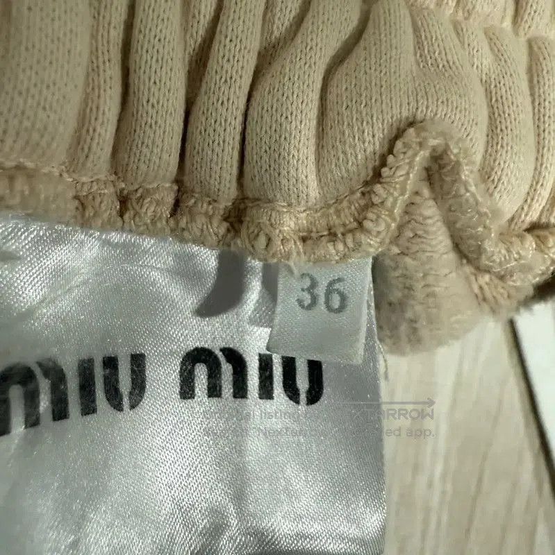 Miu Miu Miu Miu White Cotton Logo Women's Shorts . Size 28" / US 6 / IT 42 - 4 Thumbnail