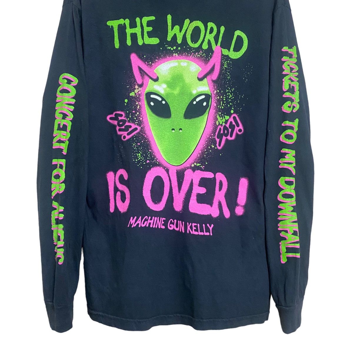 Band Tees MGK Machine Gun Kelly 'Concert For Aliens' Merch Size US S / EU 44-46 / 1 - 7 Thumbnail