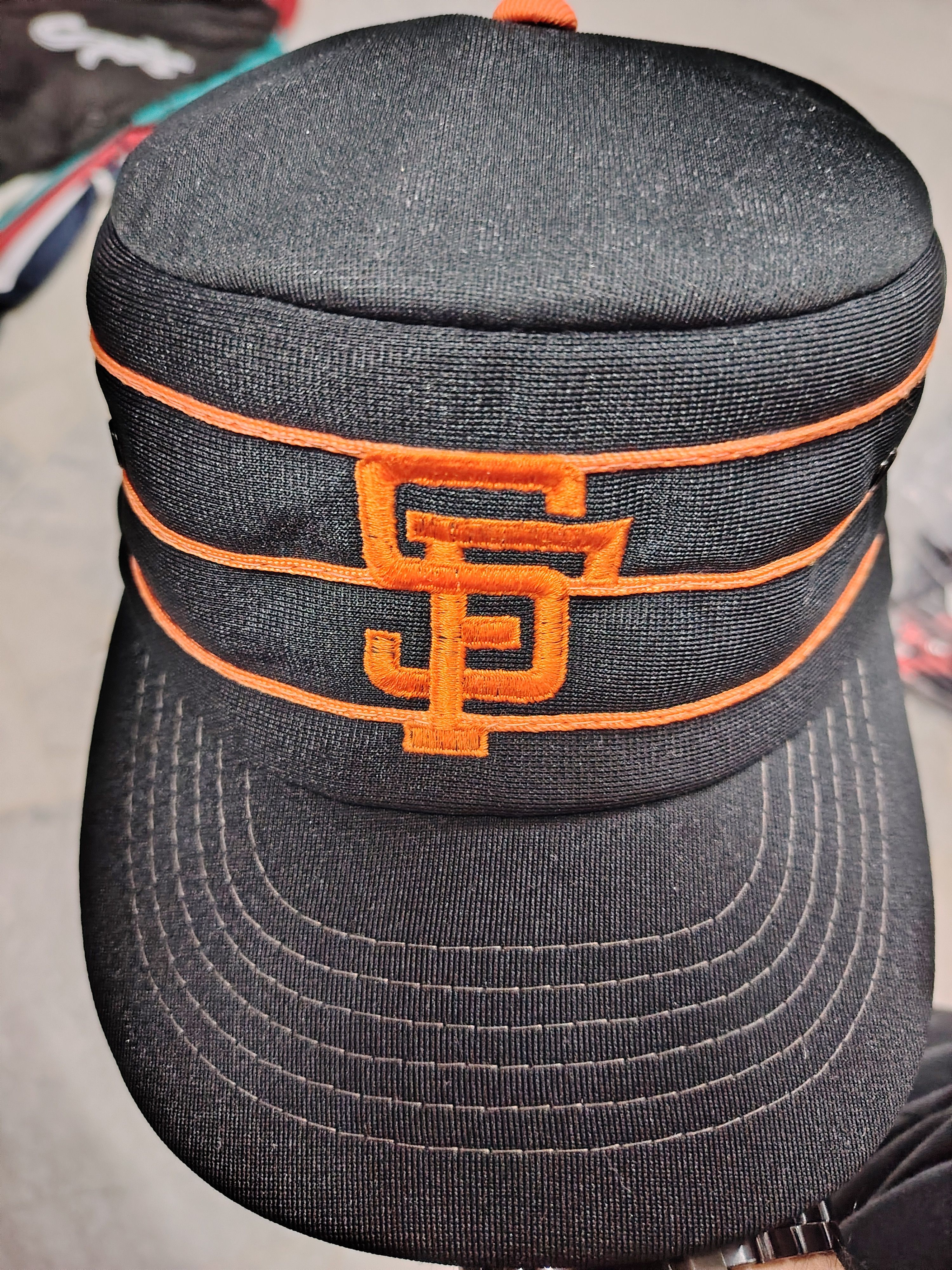 image of Mlb x Sports Specialties Vintage San Francisco Giants Pillbox Snapback Hat Cap in Black, Men's