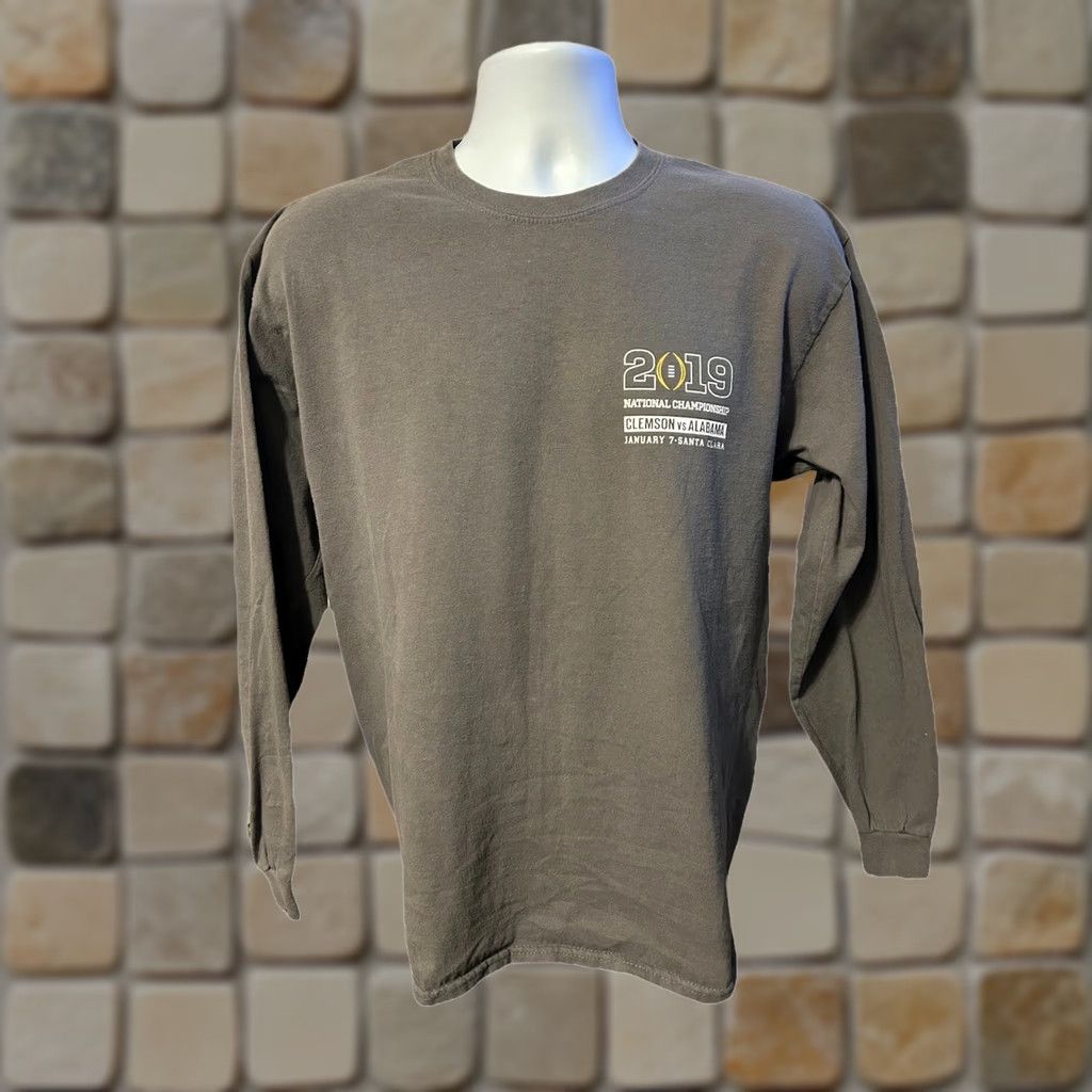 Gildan Clemson Univ Football 2019 National Champs Shirt Men Large Long Sleeve Gray Size US L / EU 52-54 / 3 - 1 Thumbnail