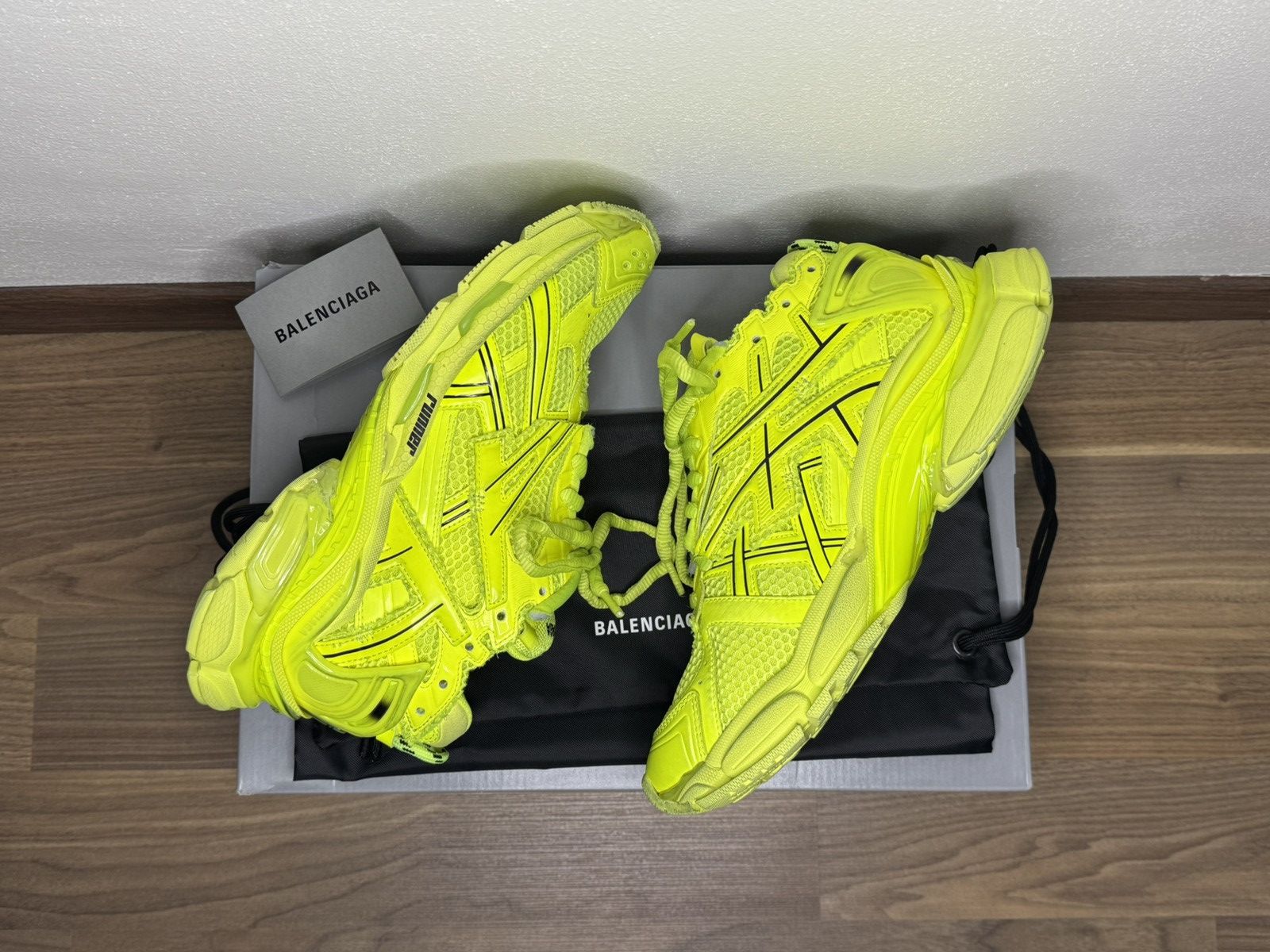 Balenciaga Balenciaga runner (FLUO) Size US 8 / EU 41 - 3 Thumbnail