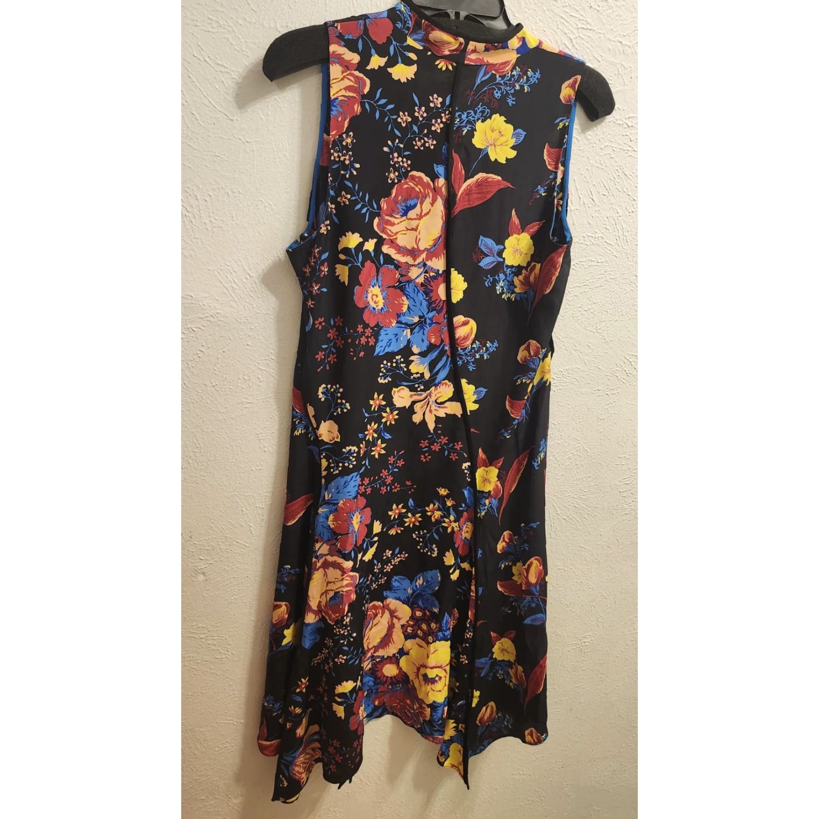 Diane von Furstenberg Diane von Furstenberg Silk Dress Womens 10 Wrap Dress Sleeveless Black Floral Party/Cocktail Workwear 100% Silk Shoes? (no) Size L / US 10 / IT 46 - 2 Thumbnail