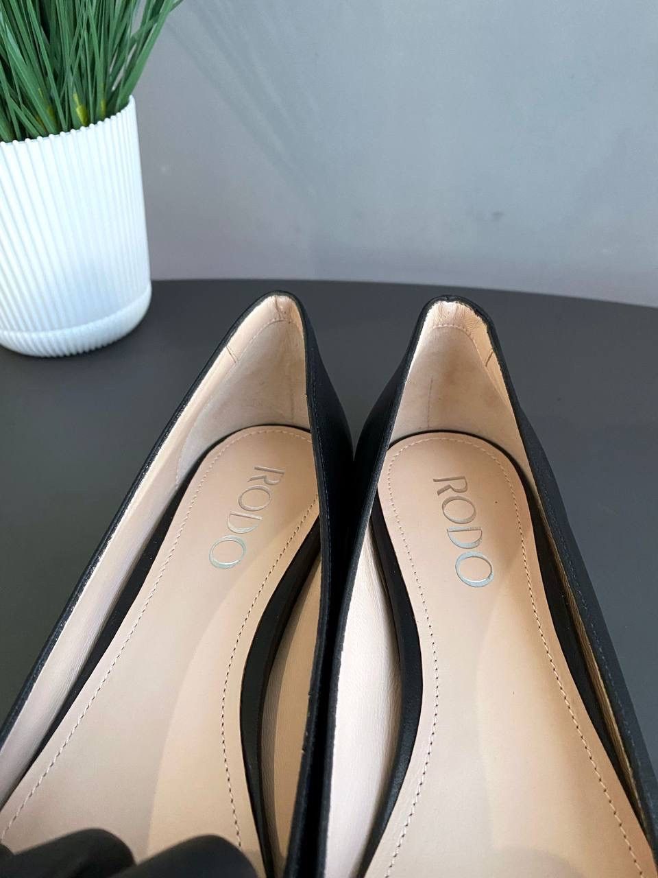 Designer RODO Leather Ballet Flats Lotus Crystal Embellished, 40,5 Size US 9.5 / IT 39.5 - 11 Thumbnail