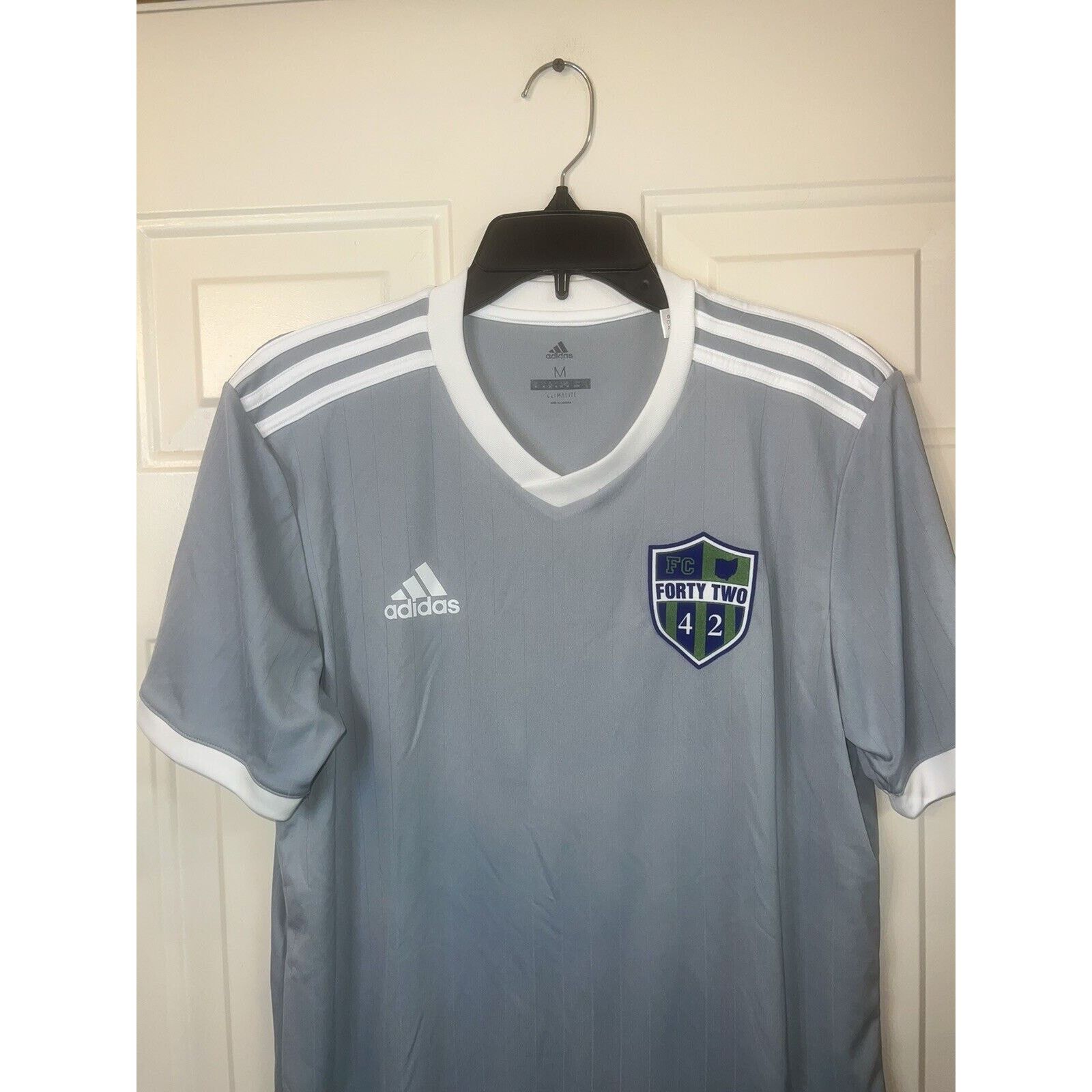 Adidas Adidas Soccer Jersey Gray Stripped Forty Two 42 Mens Medium Size US M / EU 48-50 / 2 - 6 Thumbnail