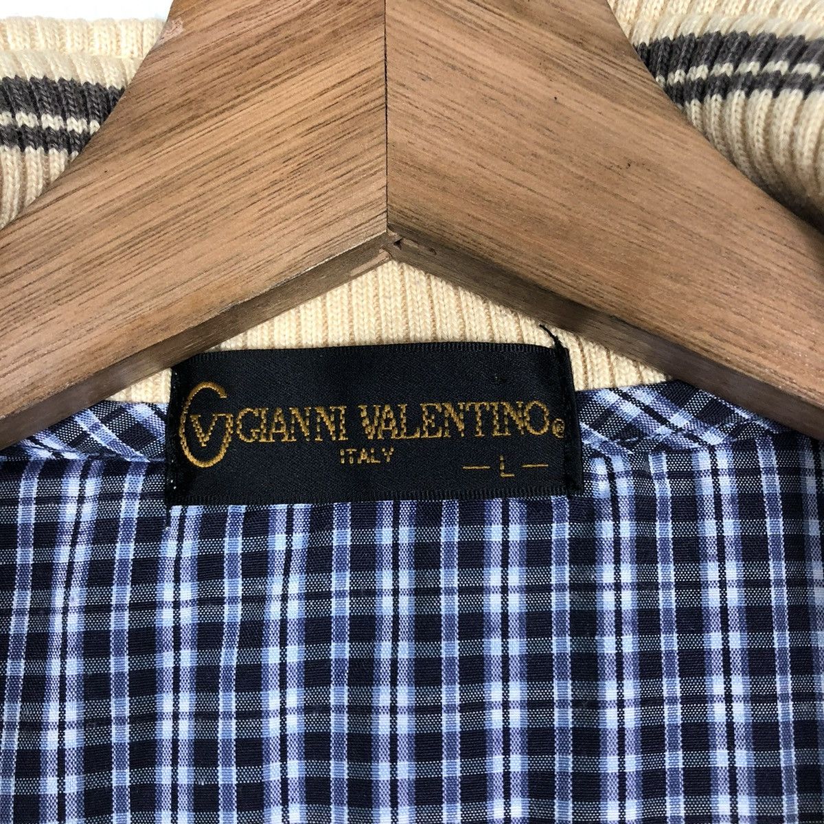 Japanese Brand VINTAGE HIGH COLLAR SWEATSHIRT GIANNI VALENTINO ISSEYMIYAKE Size US L / EU 52-54 / 3 - 16 Thumbnail