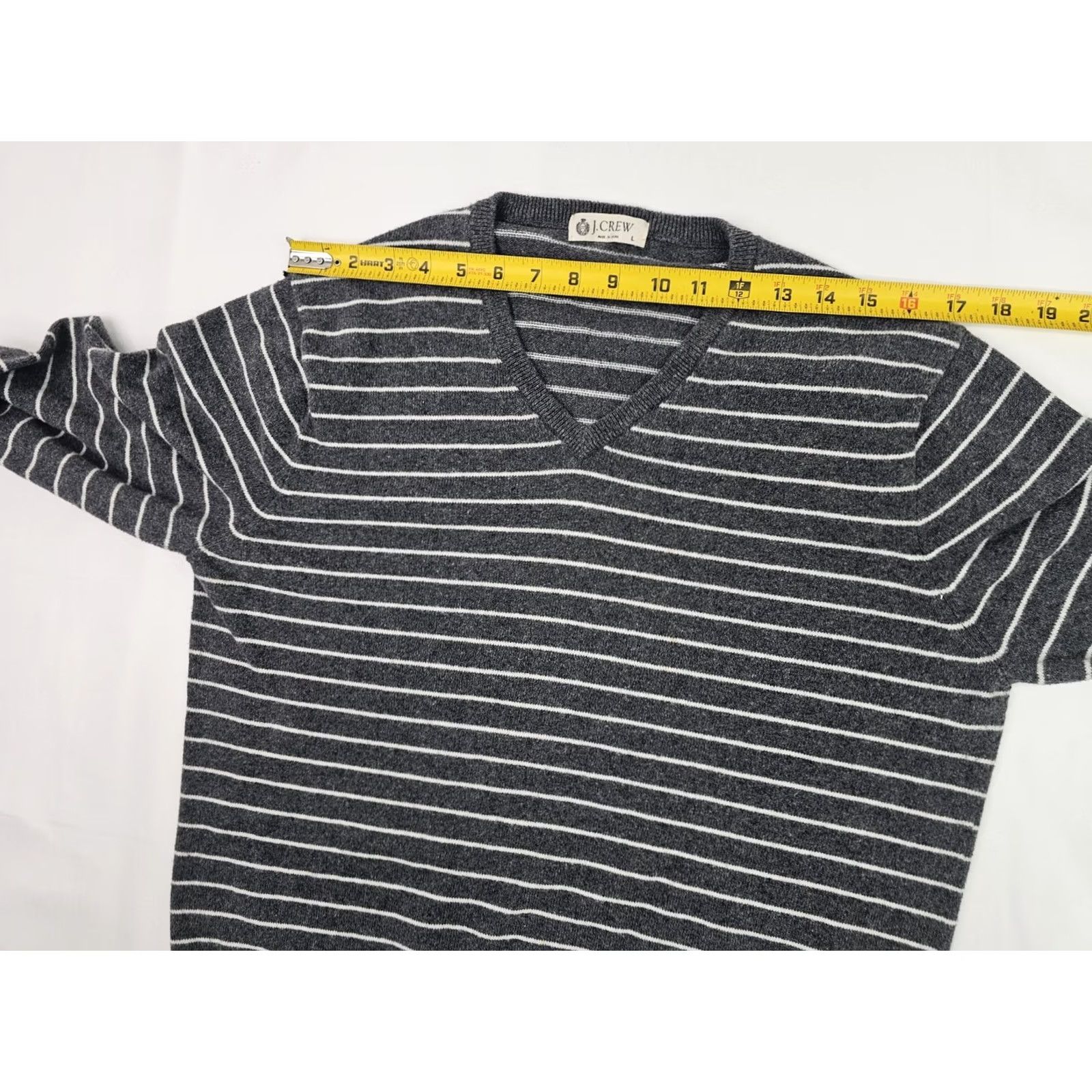 J.Crew J.CREW V-Neck Pullover Sweater Striped Black Gray Cotton Cashmere Mens Large EUC Size US L / EU 52-54 / 3 - 5 Thumbnail