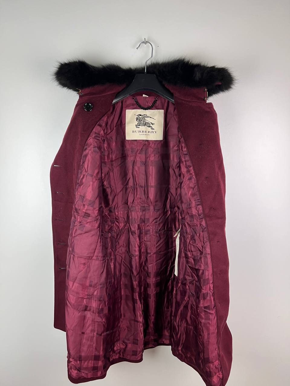 Burberry Burberry Garnet Double Breasted Coat with Black Fur Trim UK6 Size XS / US 0-2 / IT 36-38 - 2 Thumbnail