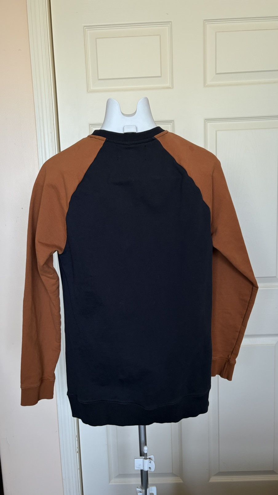 Fred Perry × Raf Simons Raf Simons × Fred Perry Raglan Crewneck Sweatshirt Size US S / EU 44-46 / 1 - 4 Thumbnail