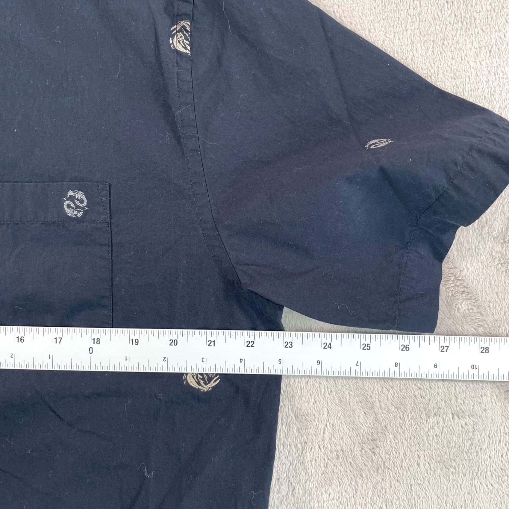 Quiksilver Quiksilver Waterman Shirt Men Large Navy Embroidered Fish Hawaiian Short Sleeve Size US L / EU 52-54 / 3 - 5 Thumbnail