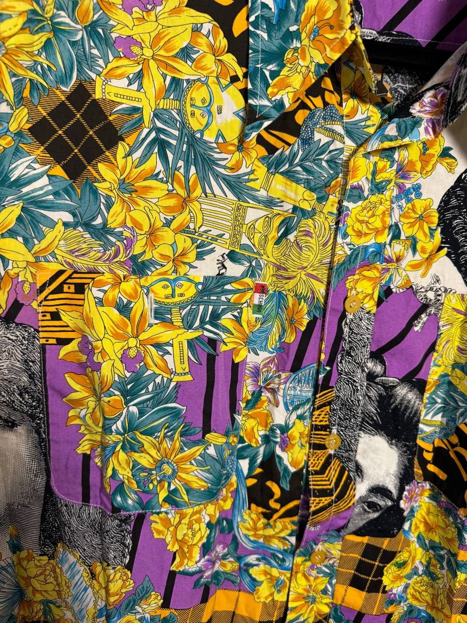 Designer × Moschino × Vintage Moschino Jeans Faces Shirt Men's Long Sleeve Shirt Vintage Size US L / EU 52-54 / 3 - 14 Thumbnail