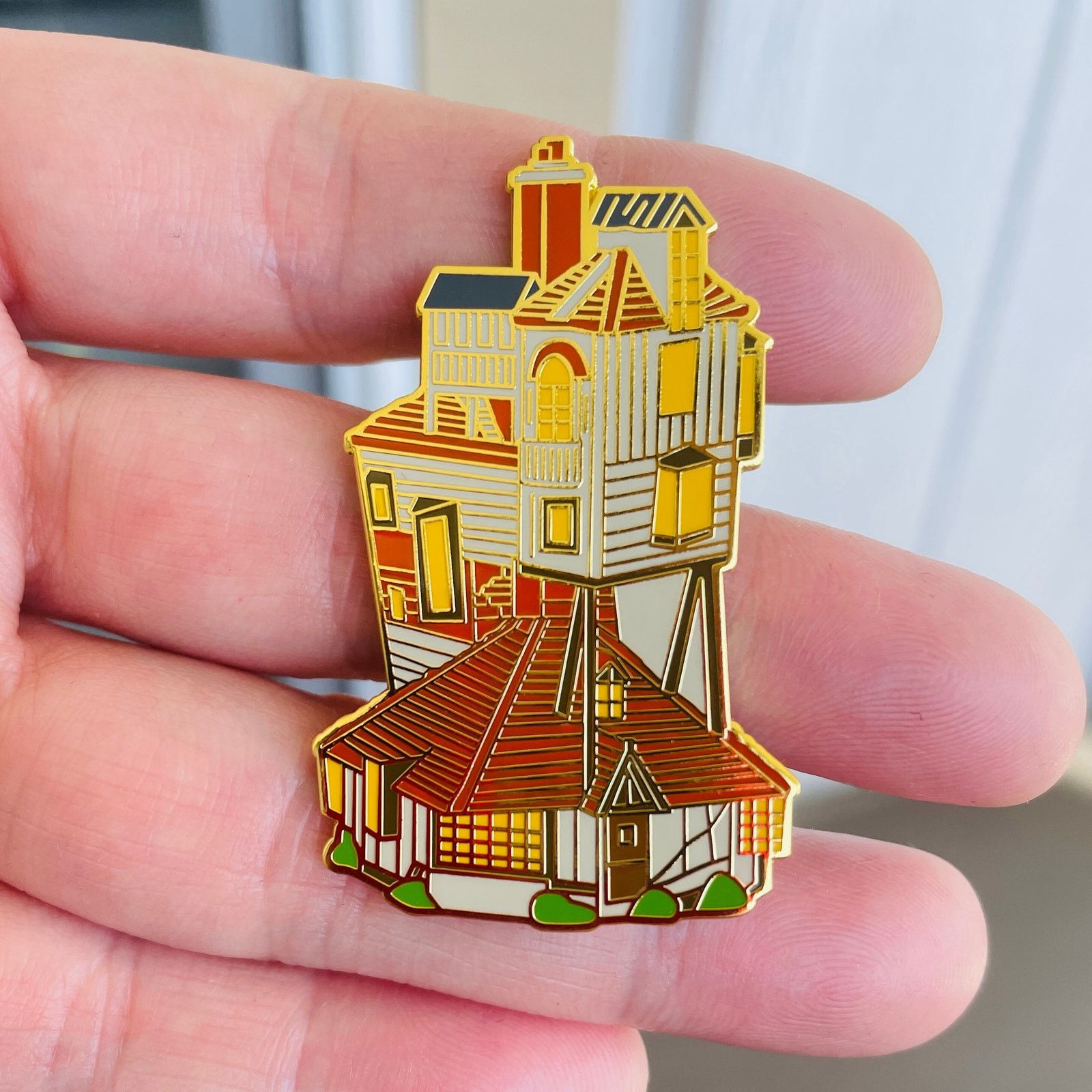 Other The Burrow Ron Weasley House Gold Hard Enamel Pins 426 Size ONE SIZE - 2 Thumbnail