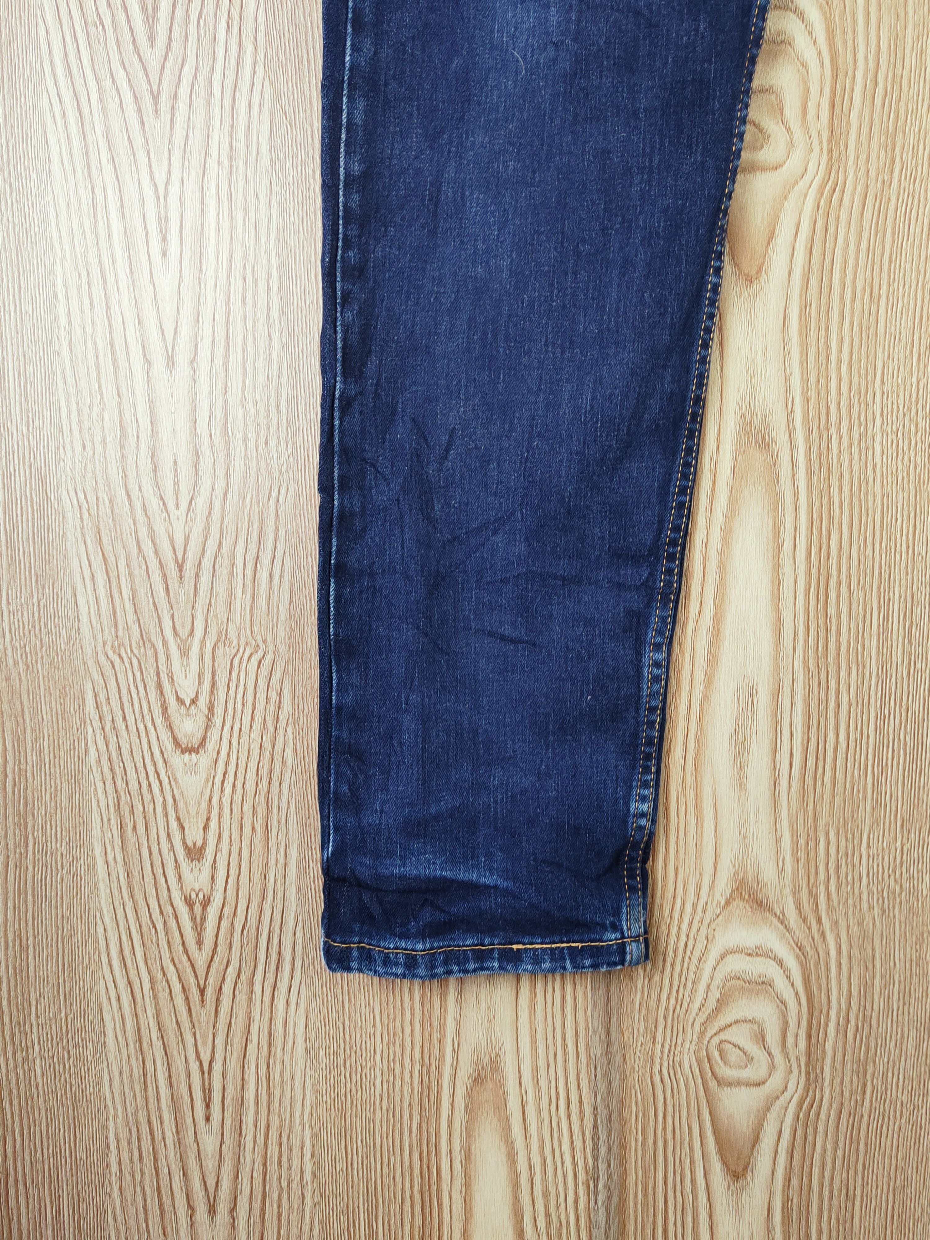 Levi's Levi's Dark Blue Distressed Ripped Jeans #S2707 Size US 33 - 4 Thumbnail