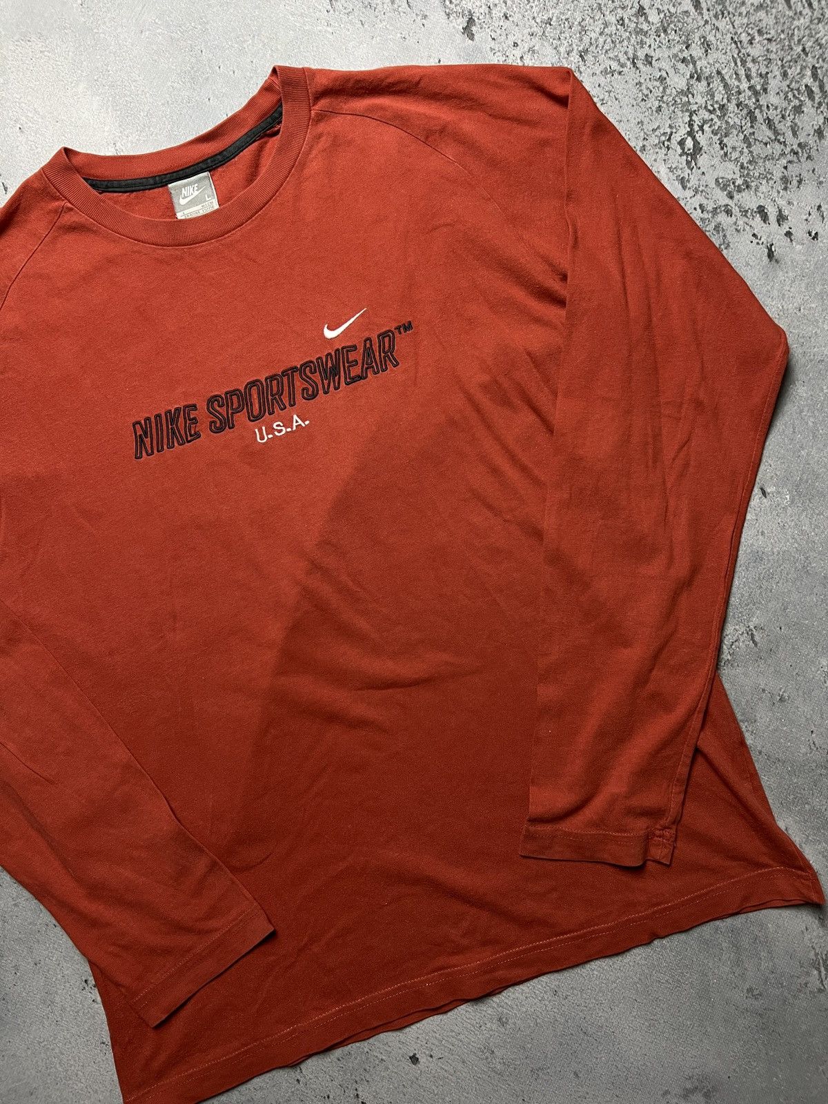 Nike Nike U.S.A crew boxy center swoosh y2k rare logo USA 90s Size US L / EU 52-54 / 3 - 4 Thumbnail