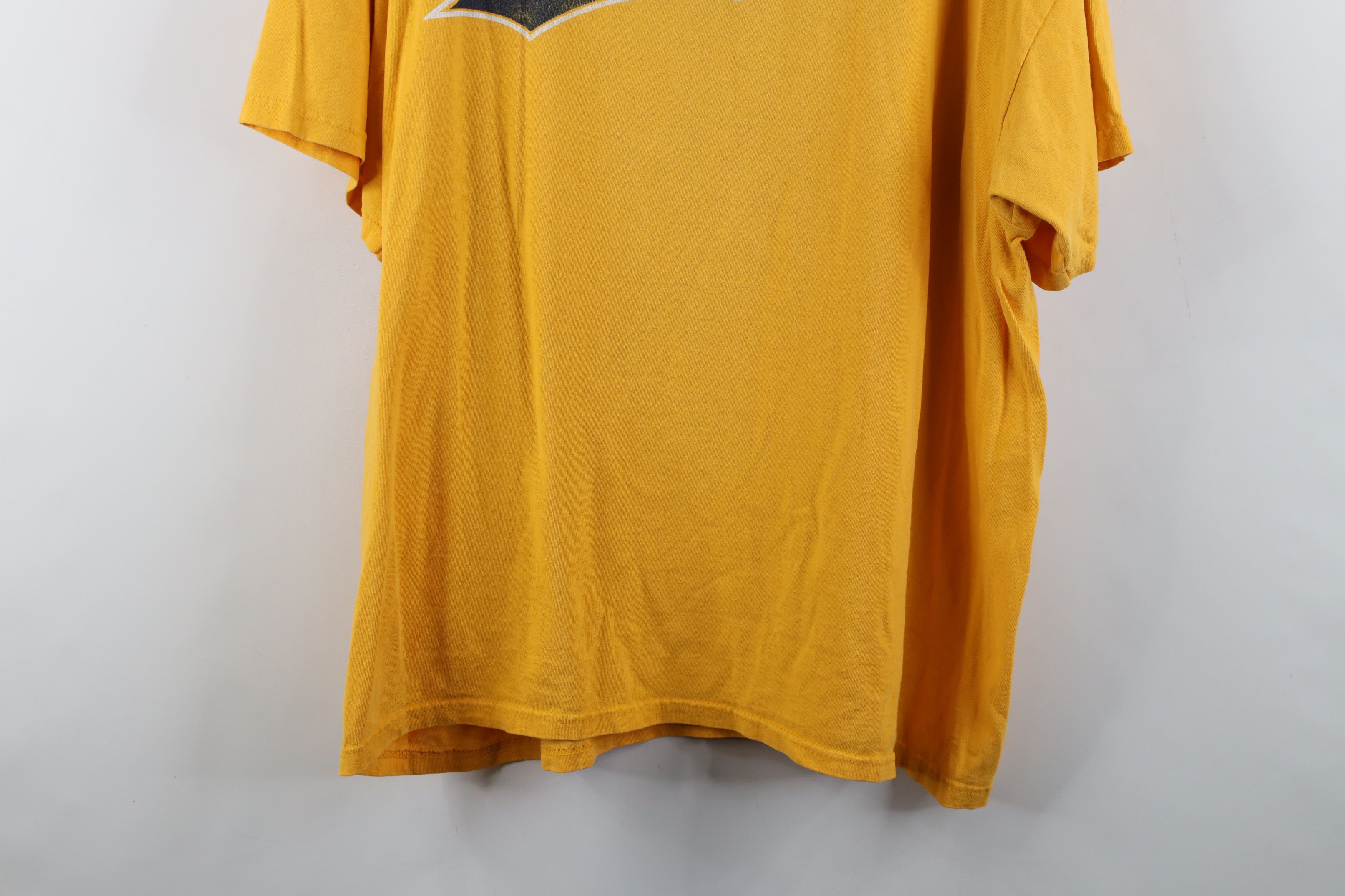 Vintage Vintage 90s Spell Out Script University of Michigan T-Shirt Size US XL / EU 56 / 4 - 3 Thumbnail