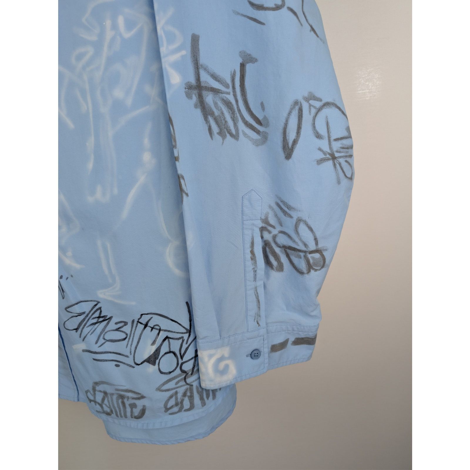 Balenciaga o1rshd1 Cotton Poplin Graffiti Shirt in Sky Blue Size US L / EU 52-54 / 3 - 5 Thumbnail