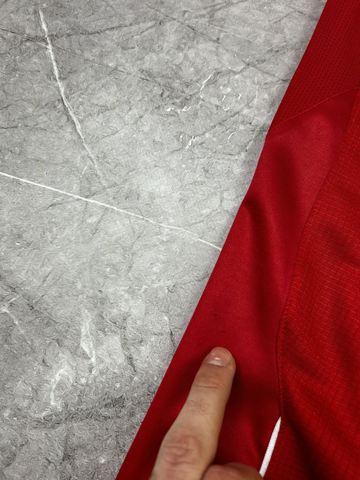 Umbro Umbro England 2006 2008 Gerrard #4 Away Football Shirt Size US XL / EU 56 / 4 - 5 Thumbnail