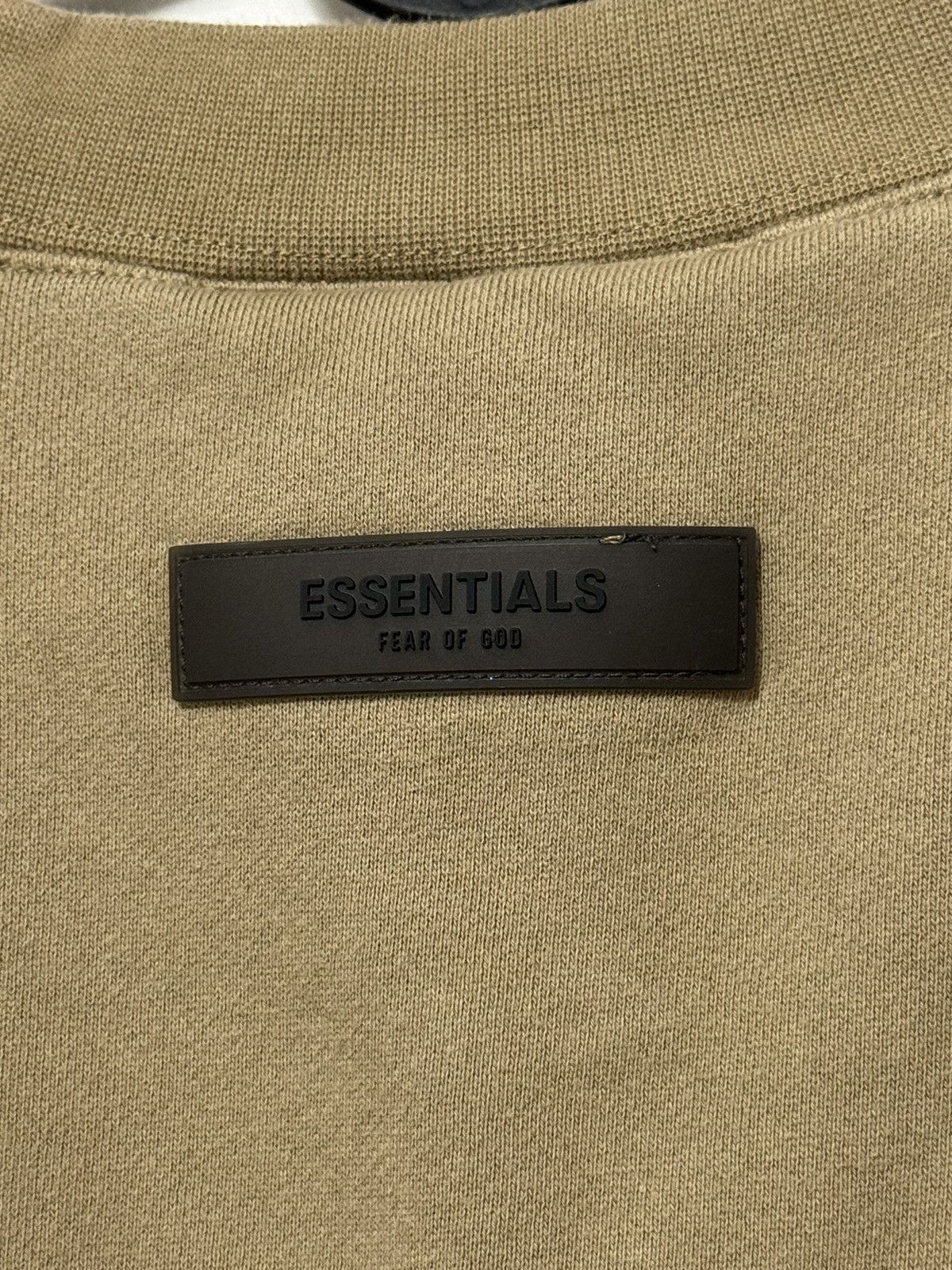 Fear of God Fear of God Essentials Crewneck Oak SZ Small 💥 Size US S / EU 44-46 / 1 - 8 Thumbnail