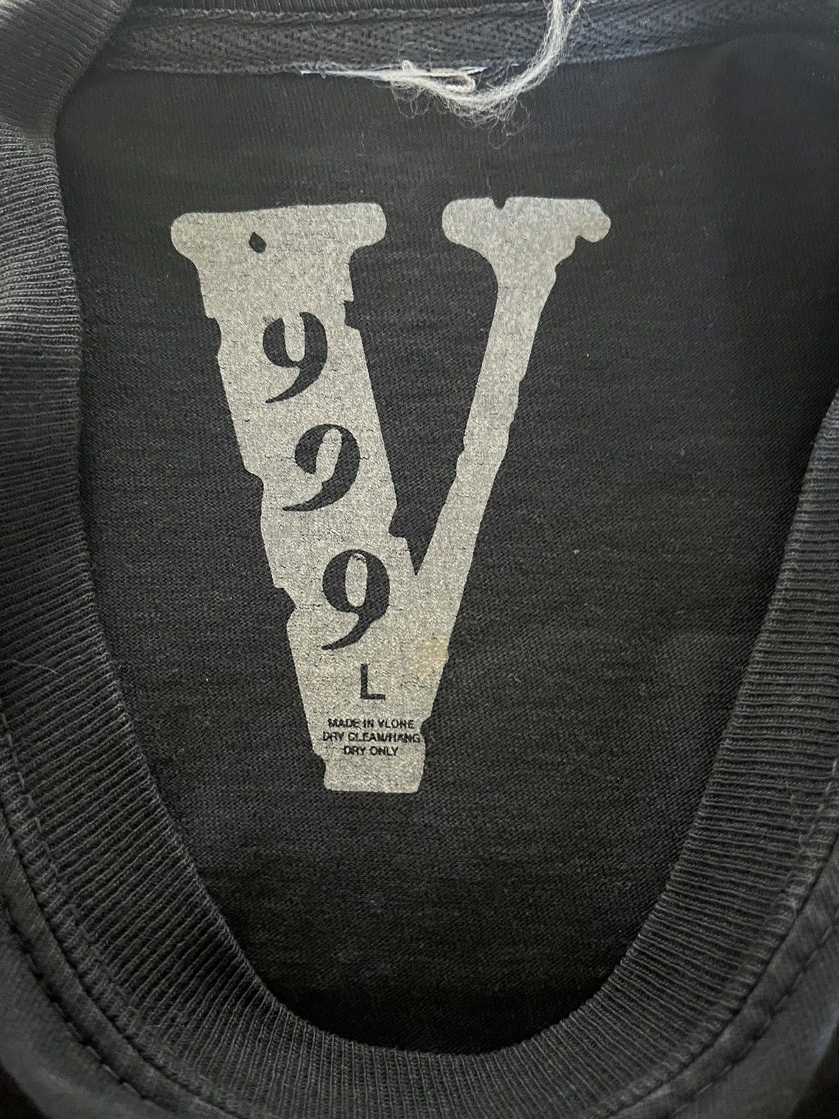 999 Club × Vlone Juice Wrld 999 x Vlone Collab (Black Shirt) Size US L / EU 52-54 / 3 - 5 Thumbnail