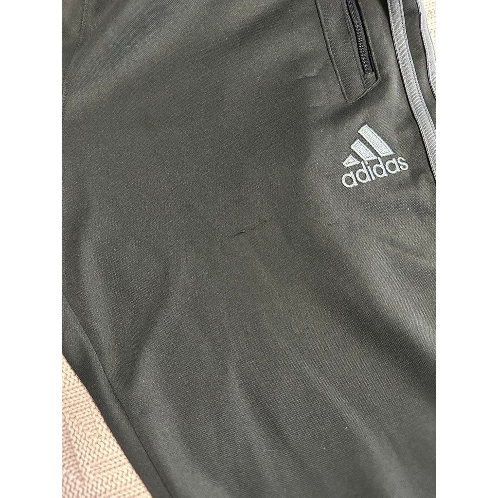 Adidas Adidas black classic three stripe windbreaker pants size L Size US 36 / EU 52 - 10 Thumbnail